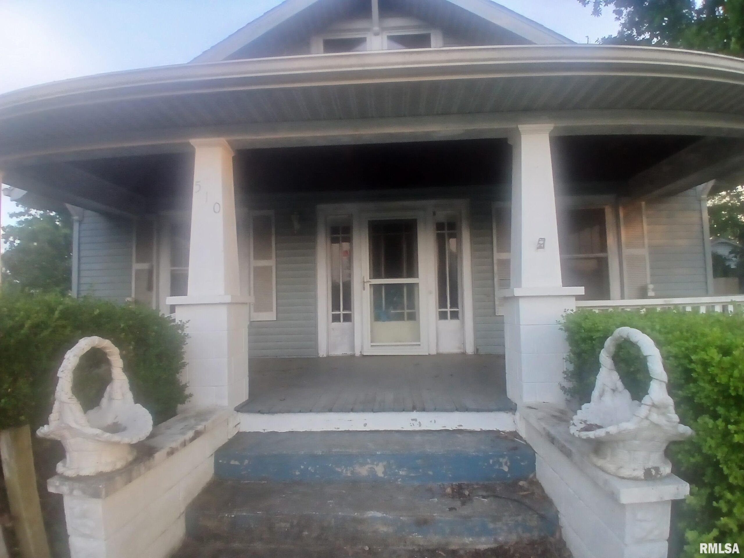 510 W MULBERRY Street Pinckneyville IL
