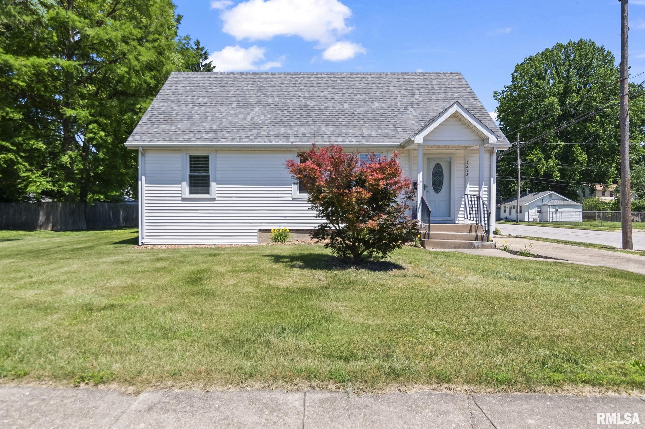 3252 S 2ND Street Springfield IL