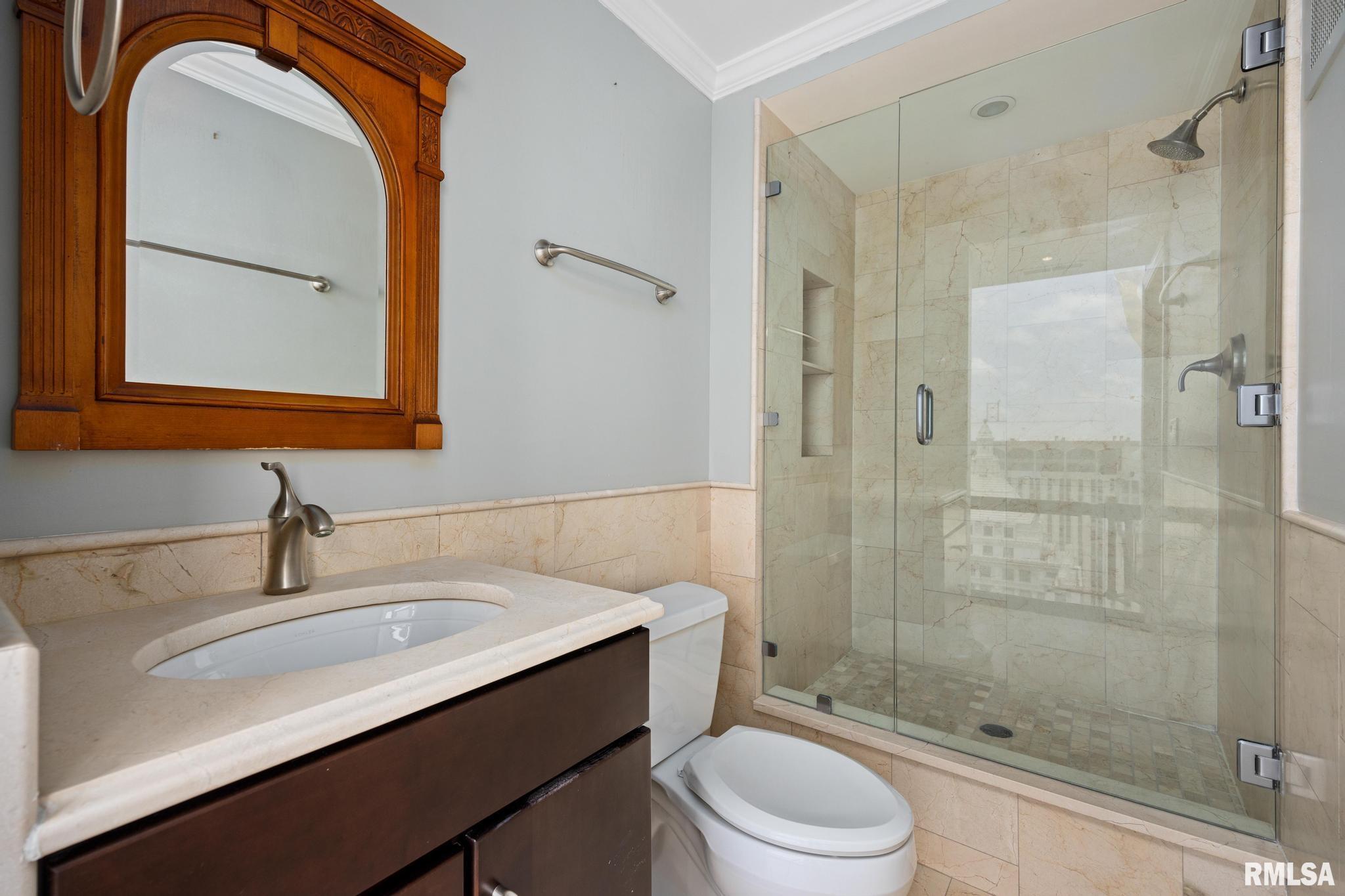 125 SW JEFFERSON Avenue Peoria IL
