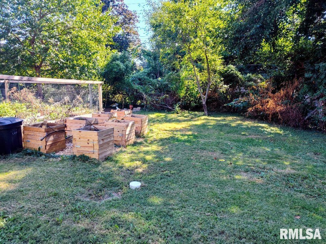 2134 W LAWRENCE Avenue Springfield IL