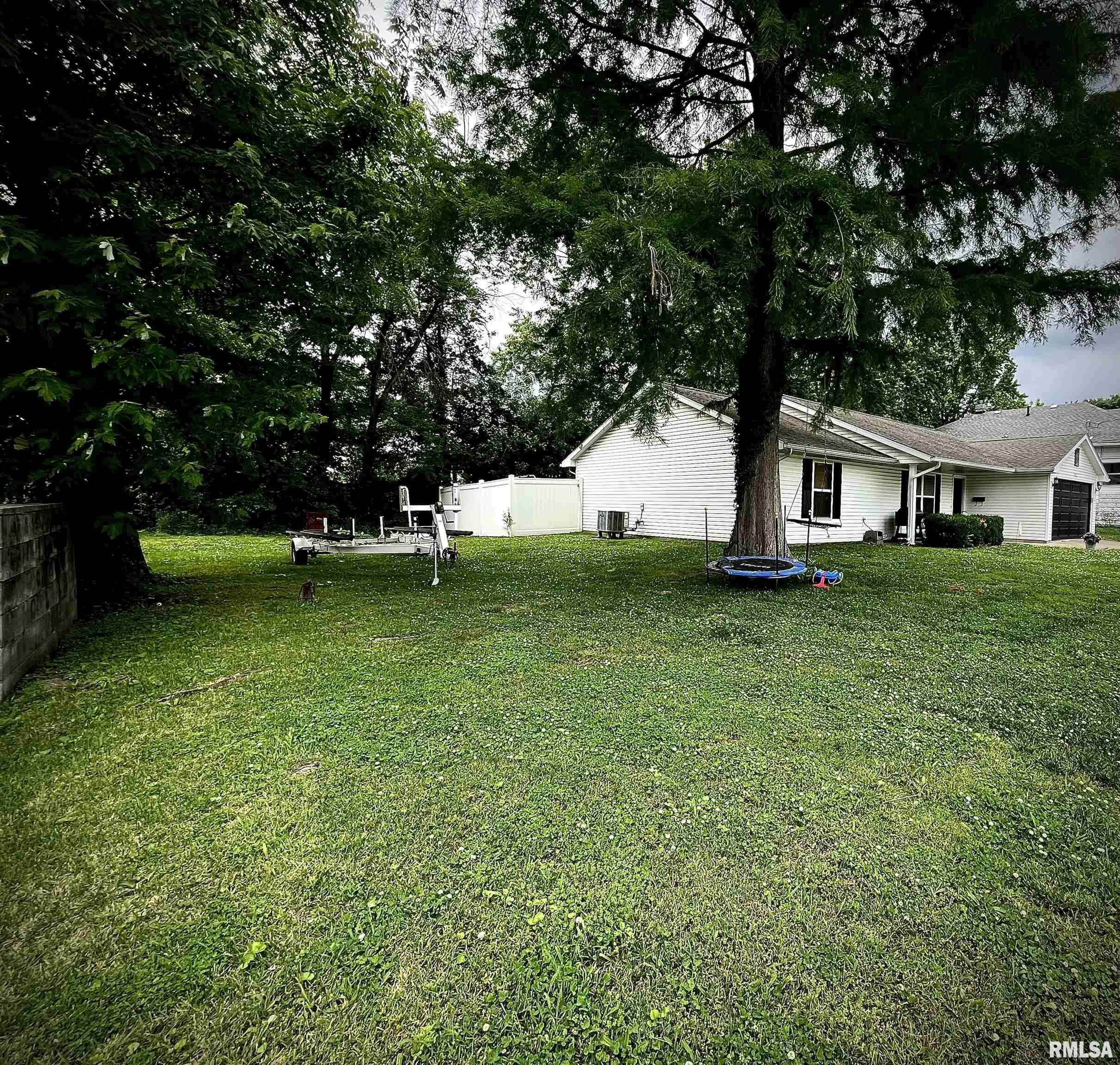 702 S MADISON Street Marion IL