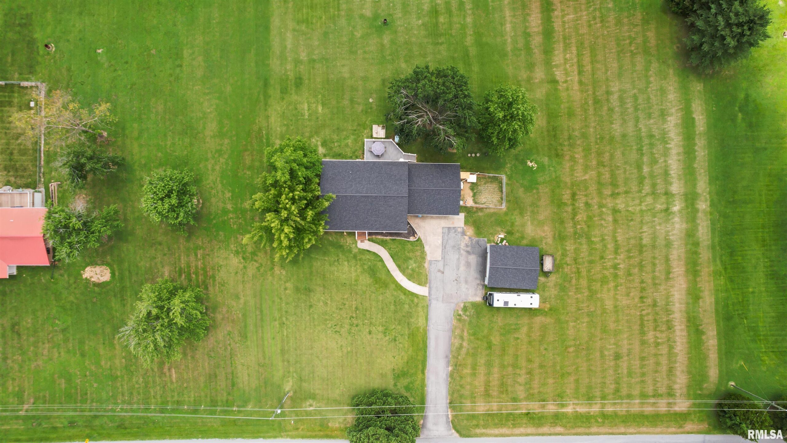 15069 REMINGTON Road Marion IL