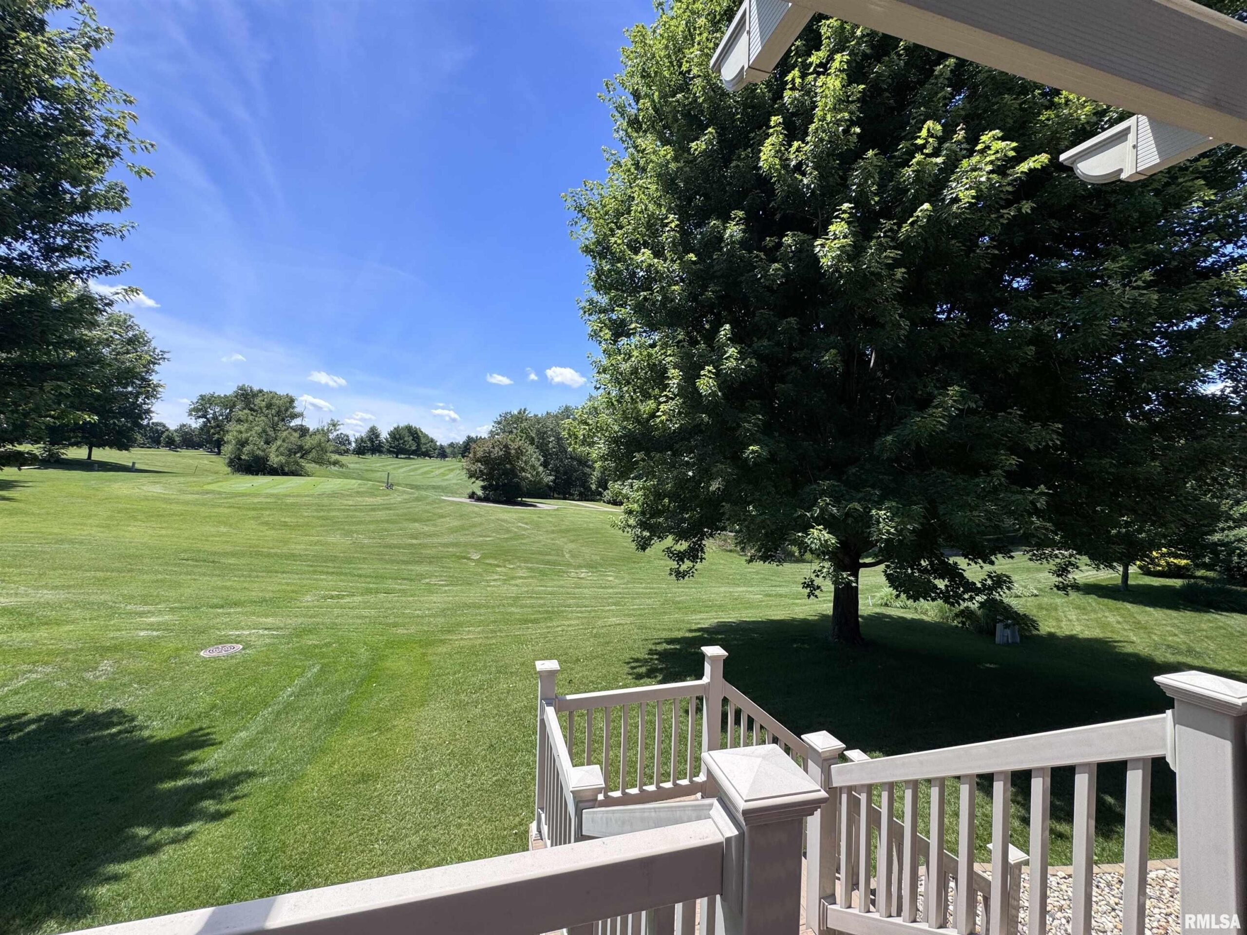913 BAYBERRY Lane Macomb IL