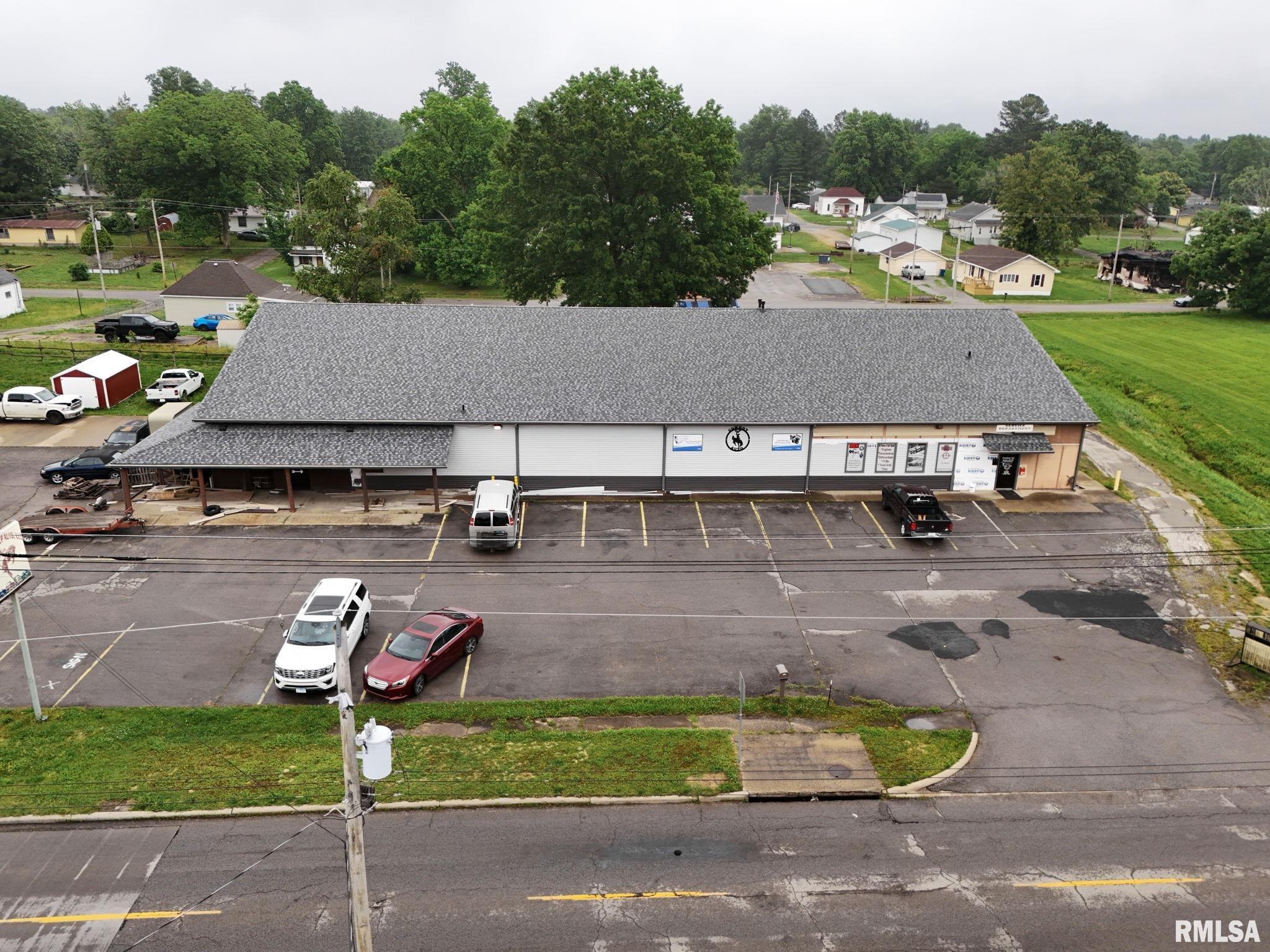 510 S VICTOR Street Christopher IL