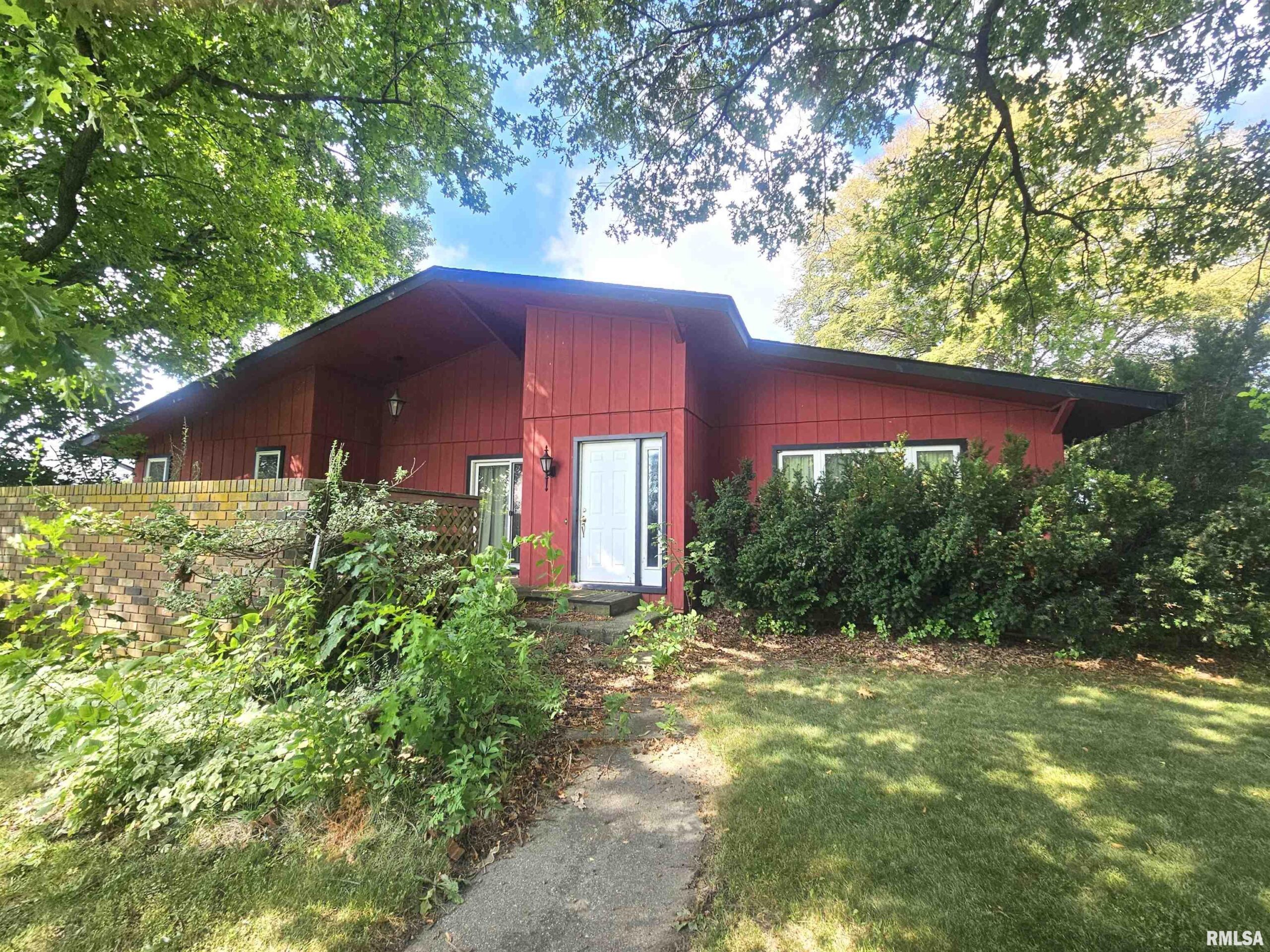 310 Campus View Drive Lincoln IL