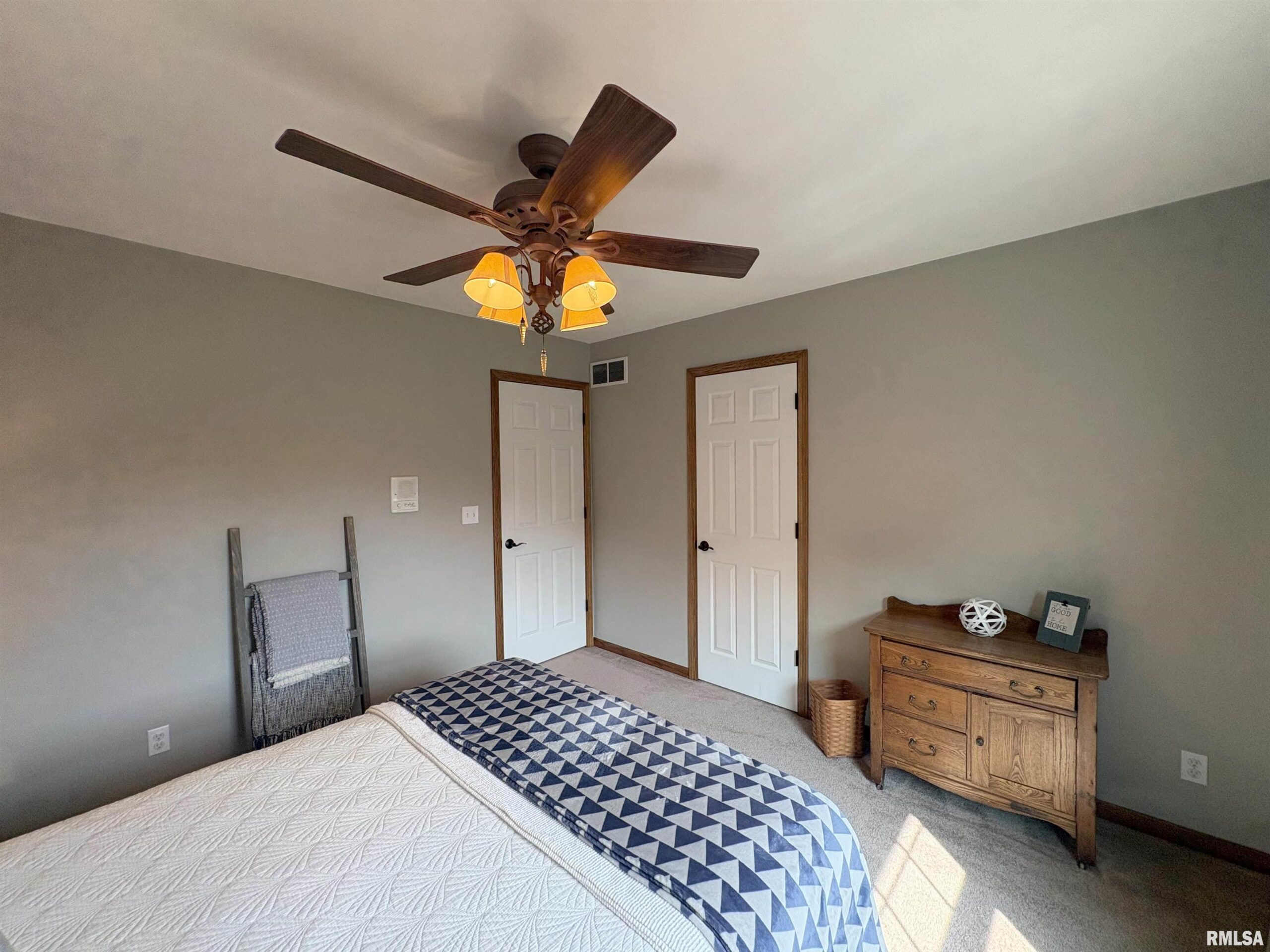 510 HAMPTON Court Germantown Hills IL
