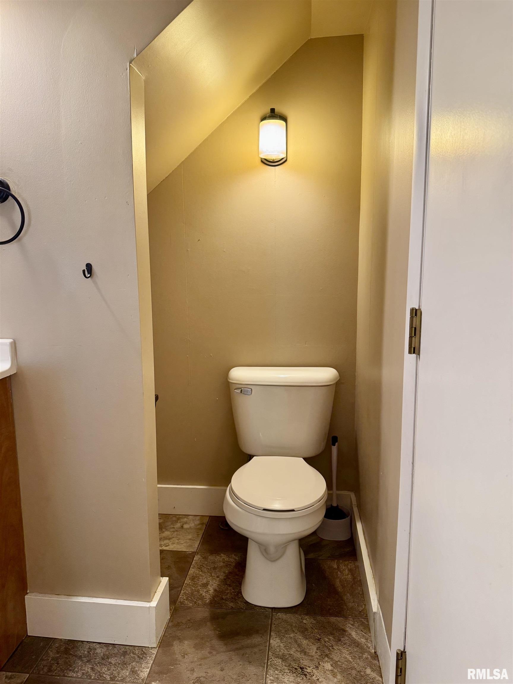 410 E SUMMIT Street Macomb IL