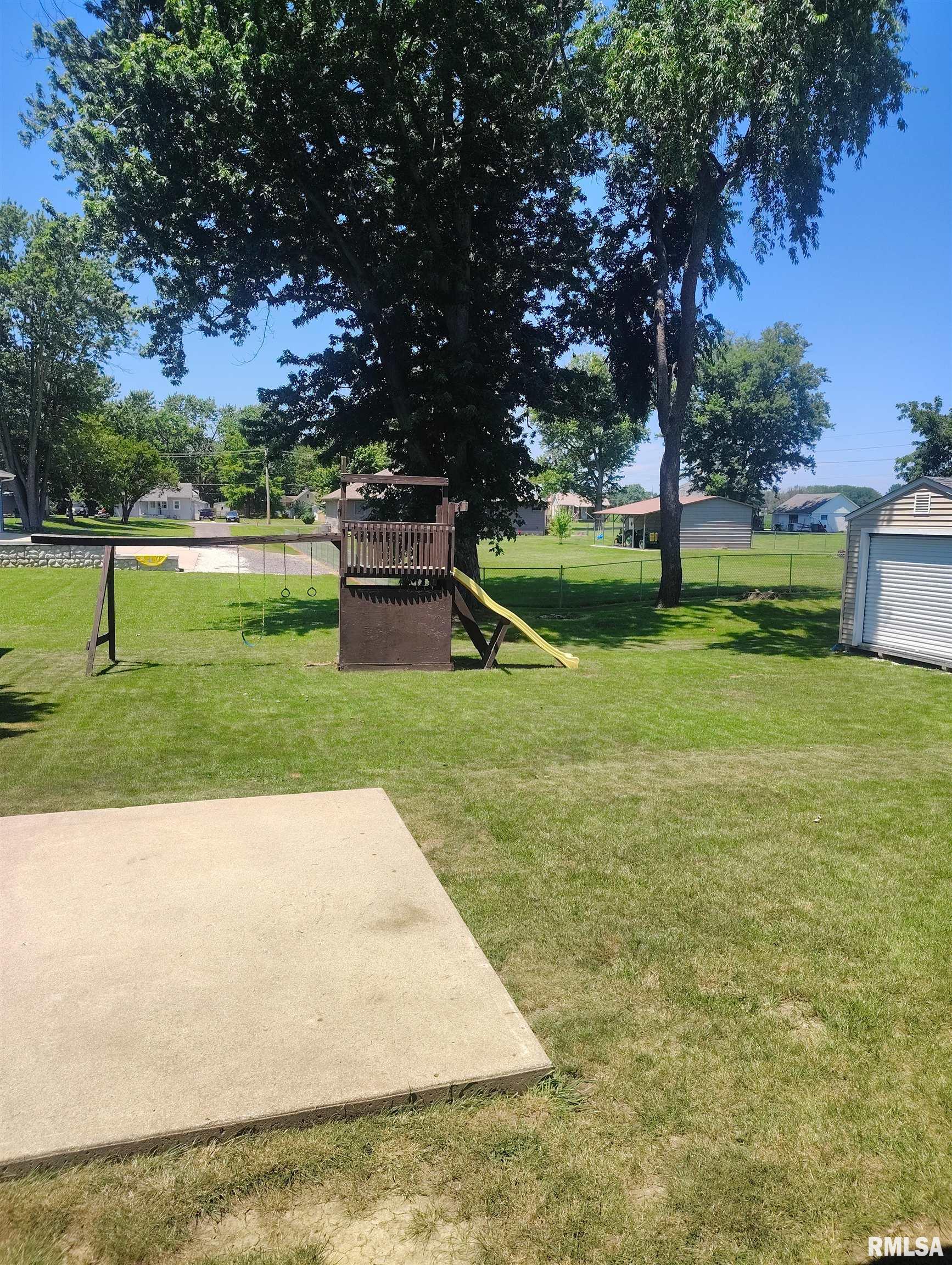 920 N 8TH Street Canton IL