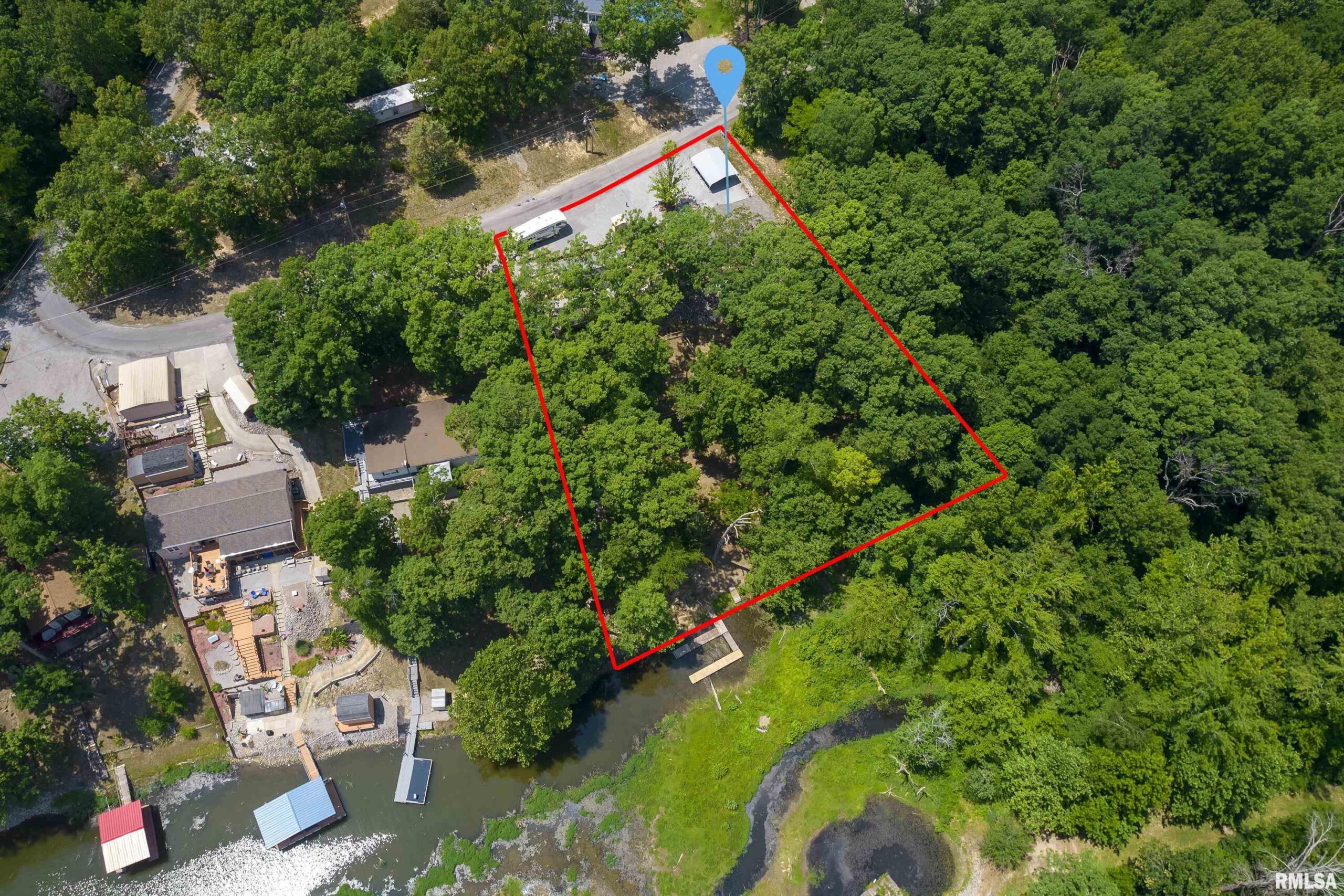 1340 1350 Egyptian Hills Drive Creal Springs IL