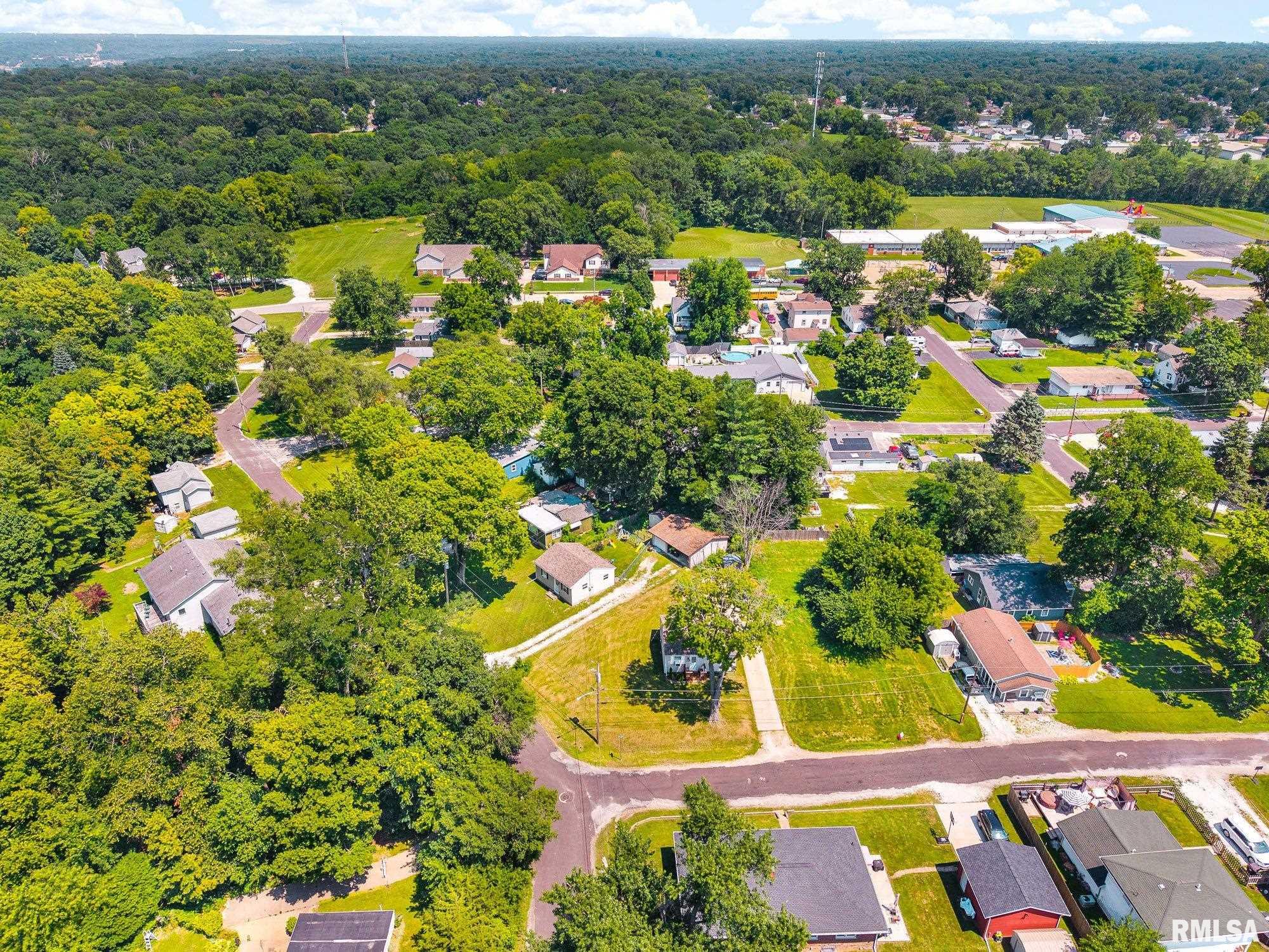 212 OAKLAWN Terrace Creve Coeur IL