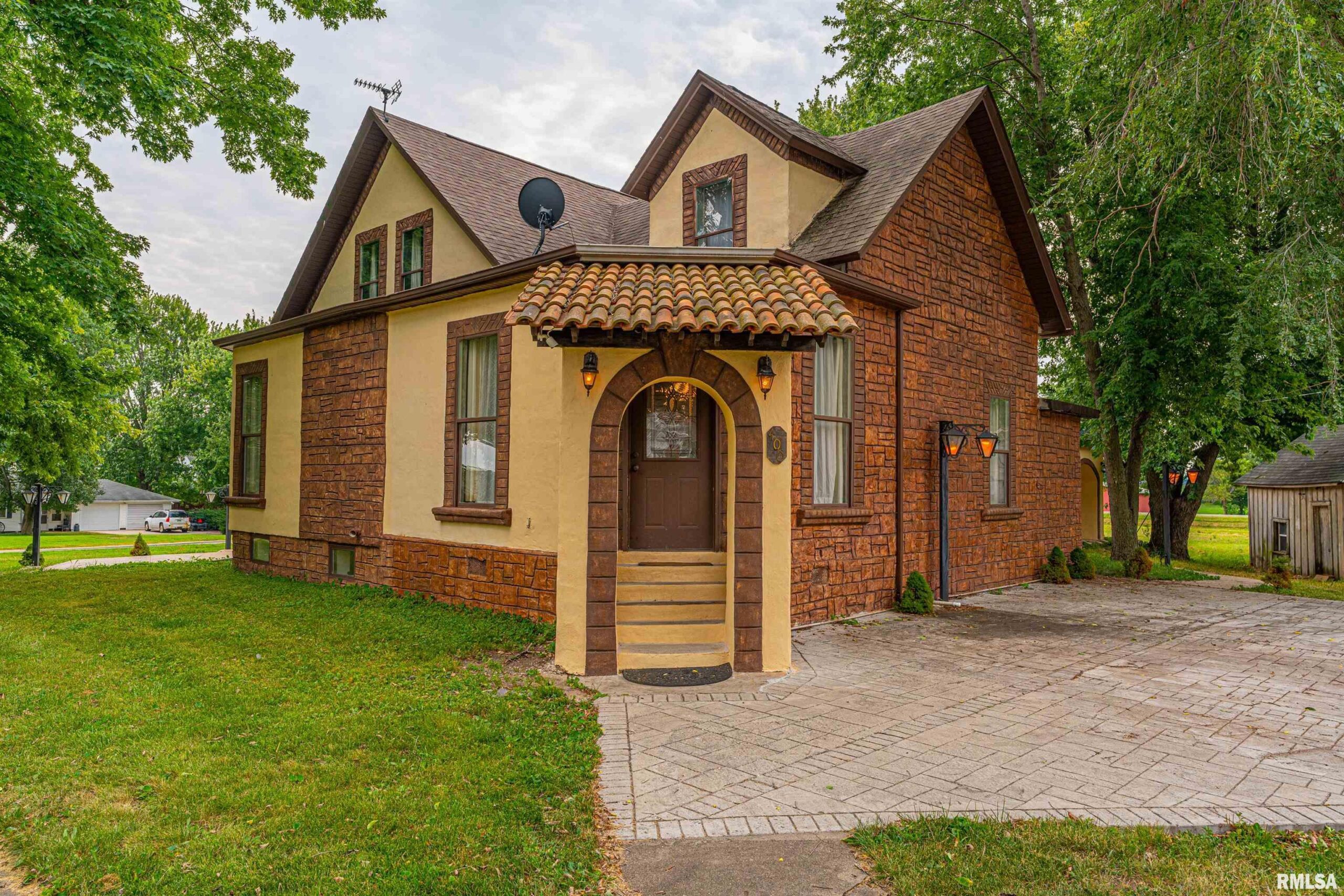 400 S EAST Street Waynesville IL