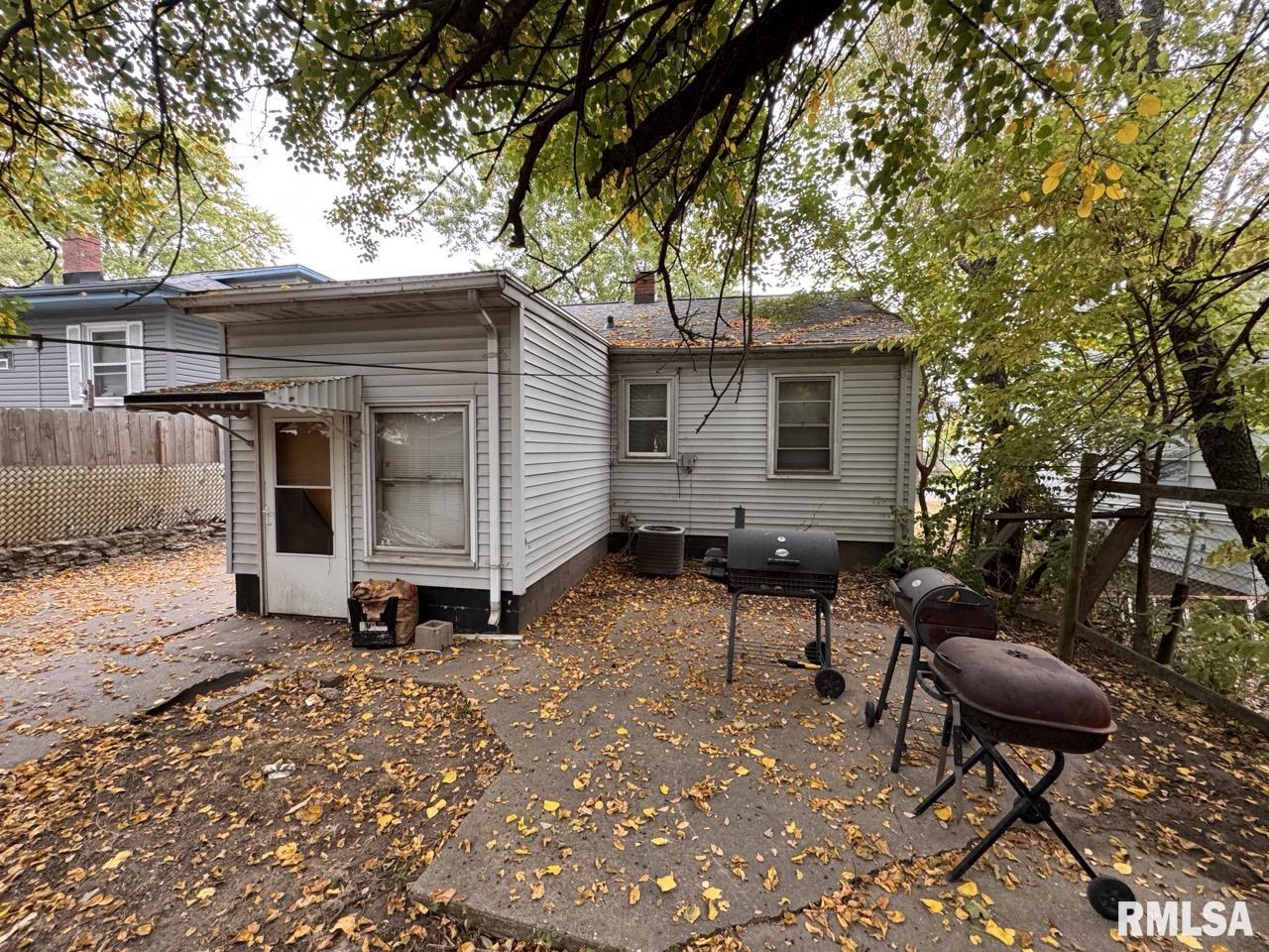 2417 W ANN Street Peoria IL