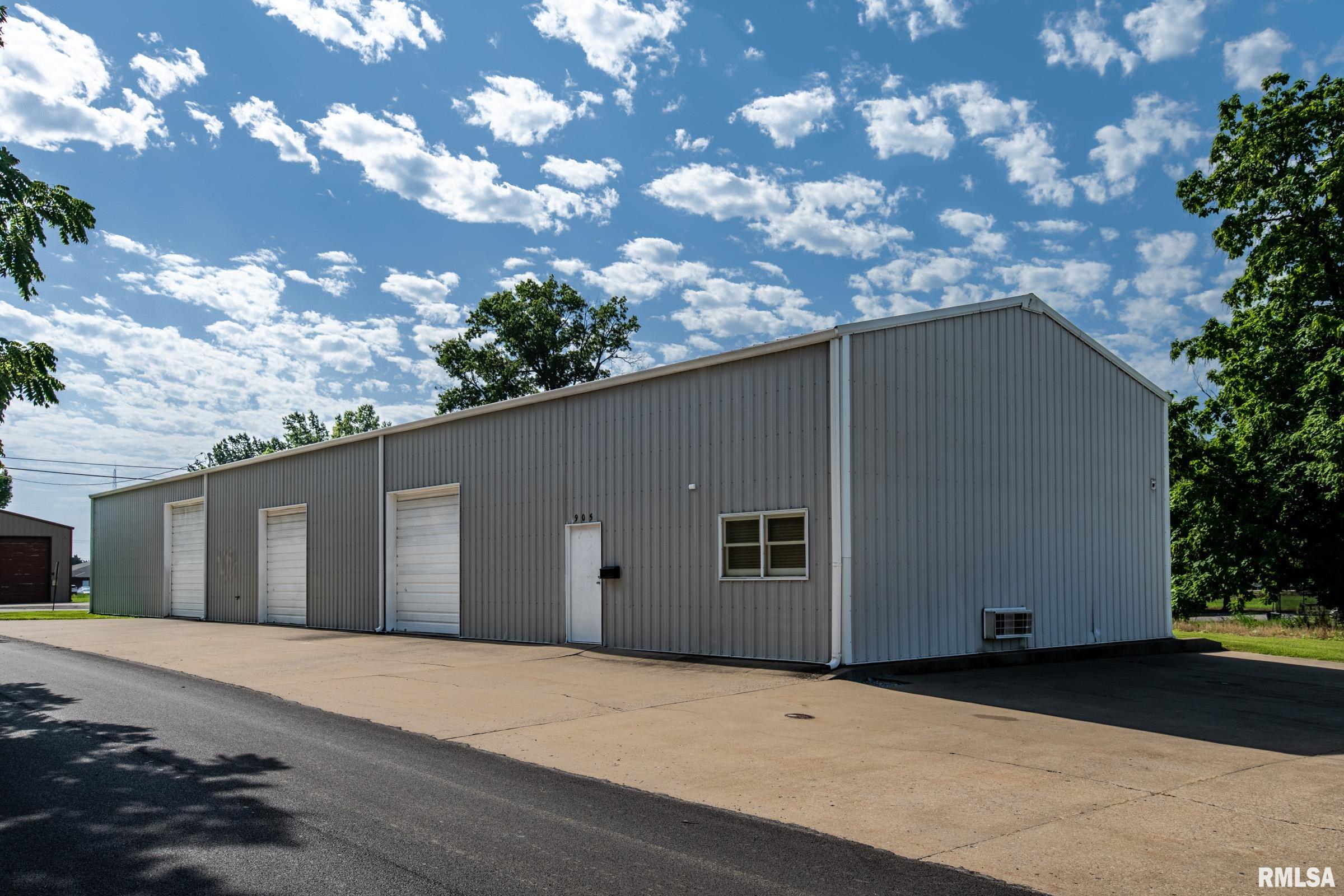 905 CENTRAL Street Marion IL