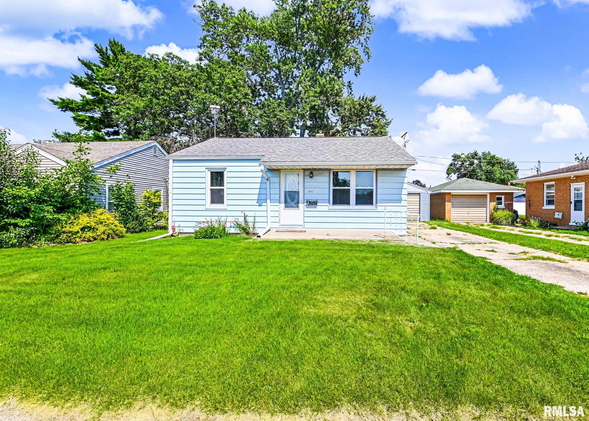 1412 N 11TH Street Pekin IL