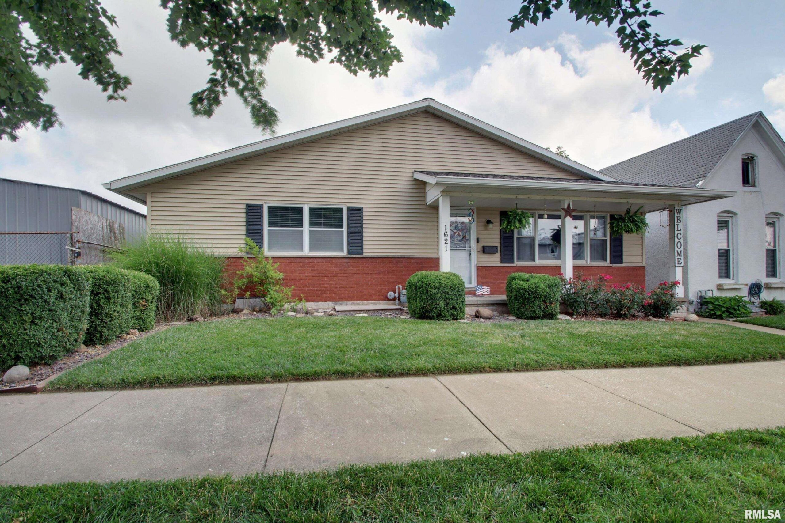 1621 SPRING Street Quincy IL