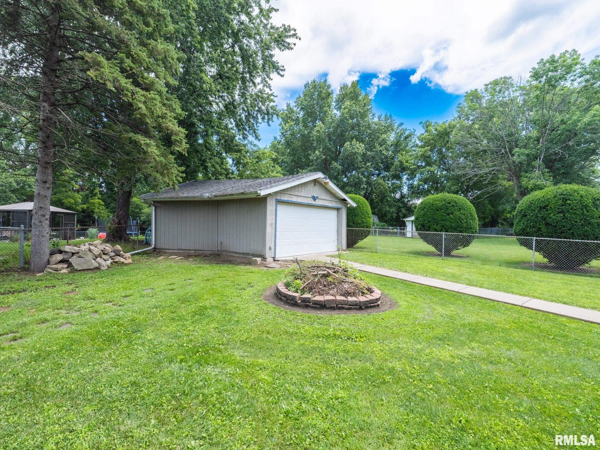 409 GEORGIA Parkway Washington IL