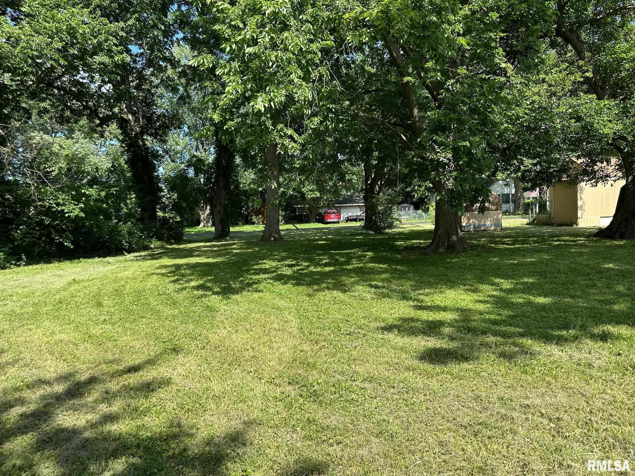 423/431 E Prairie Street Virden IL