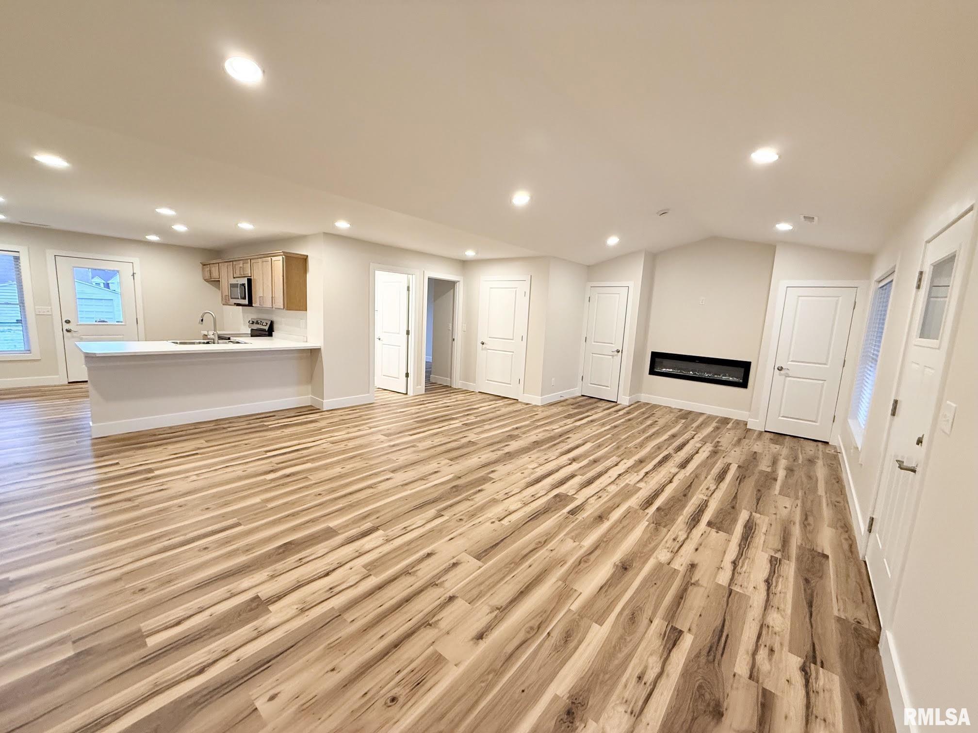 2264 CHESTNUT Street Quincy IL