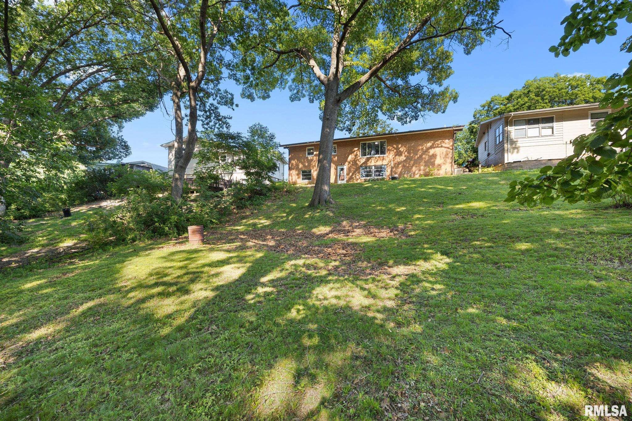 6 FOSTER Court Bartonville IL