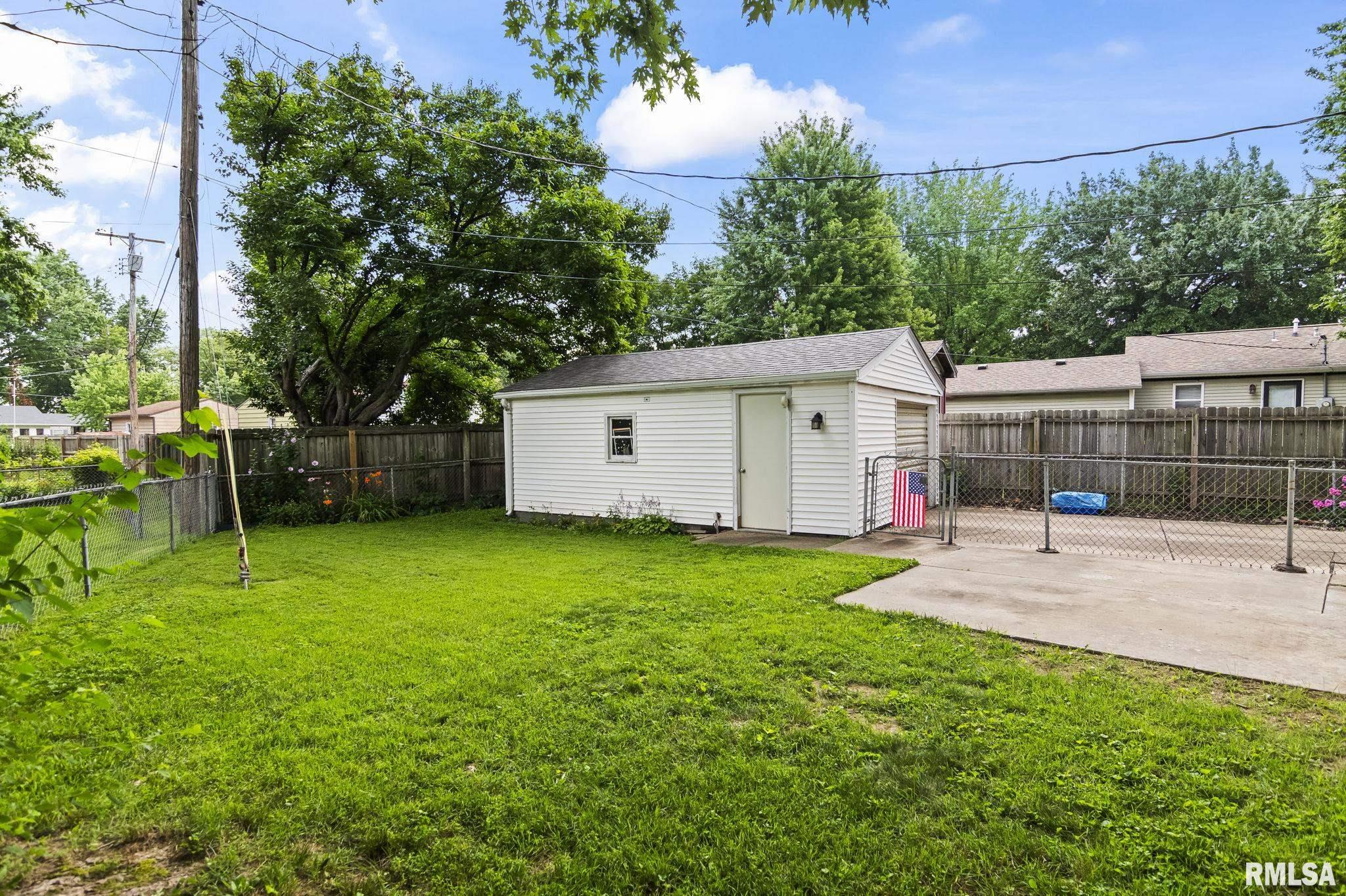 9 CLAIRE Drive Springfield IL
