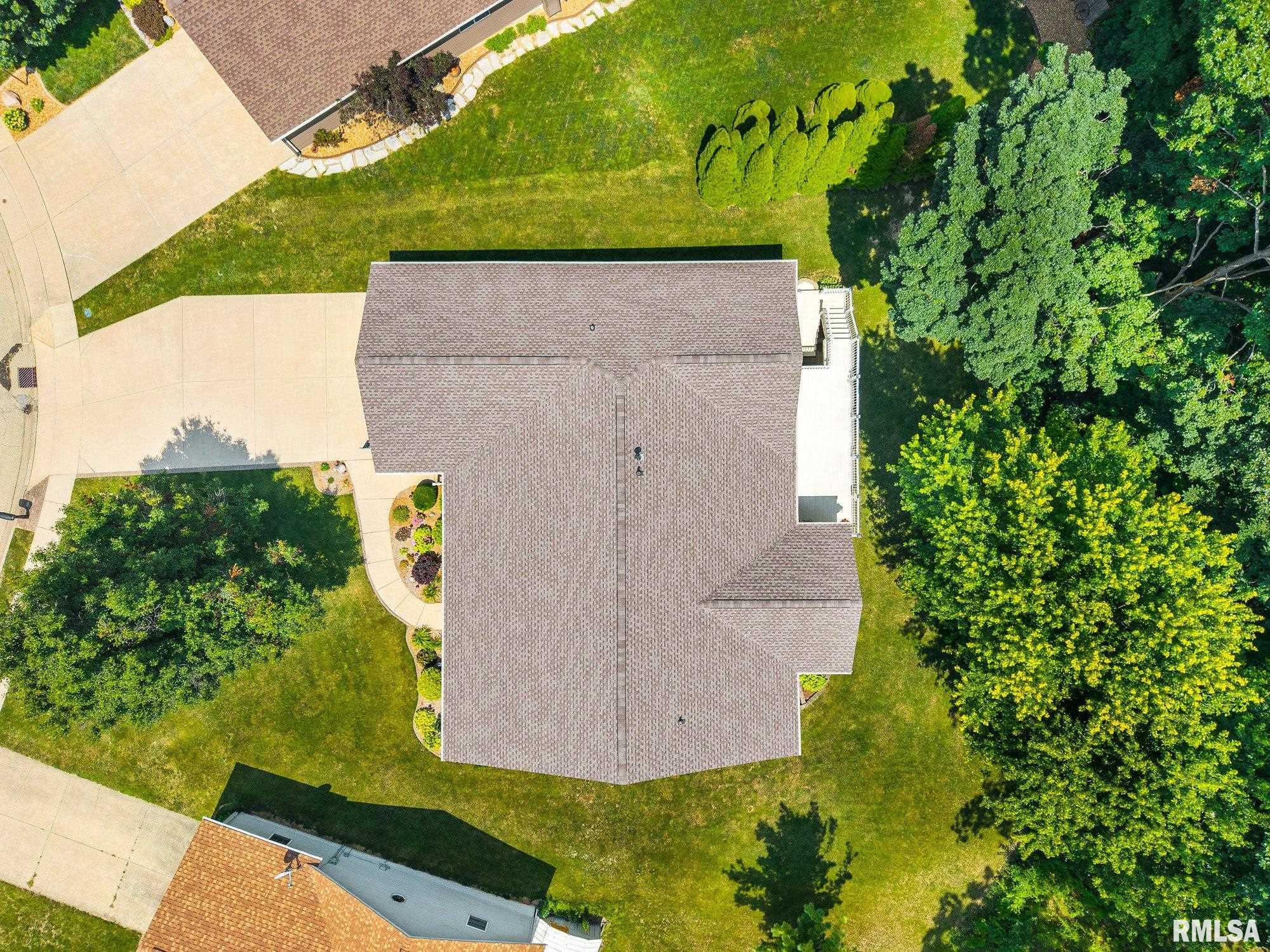 141 ELMRIDGE Circle East Peoria IL