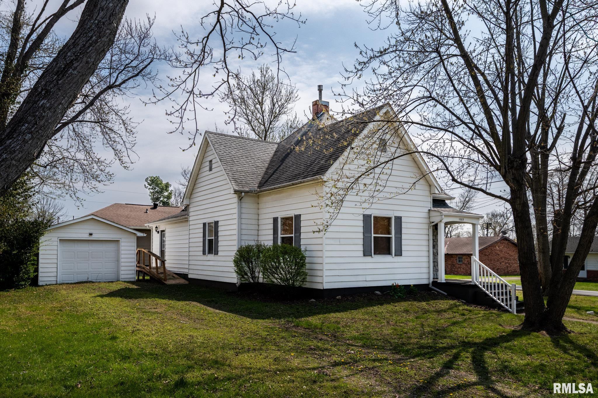 1003 N MONROE Street Marion IL