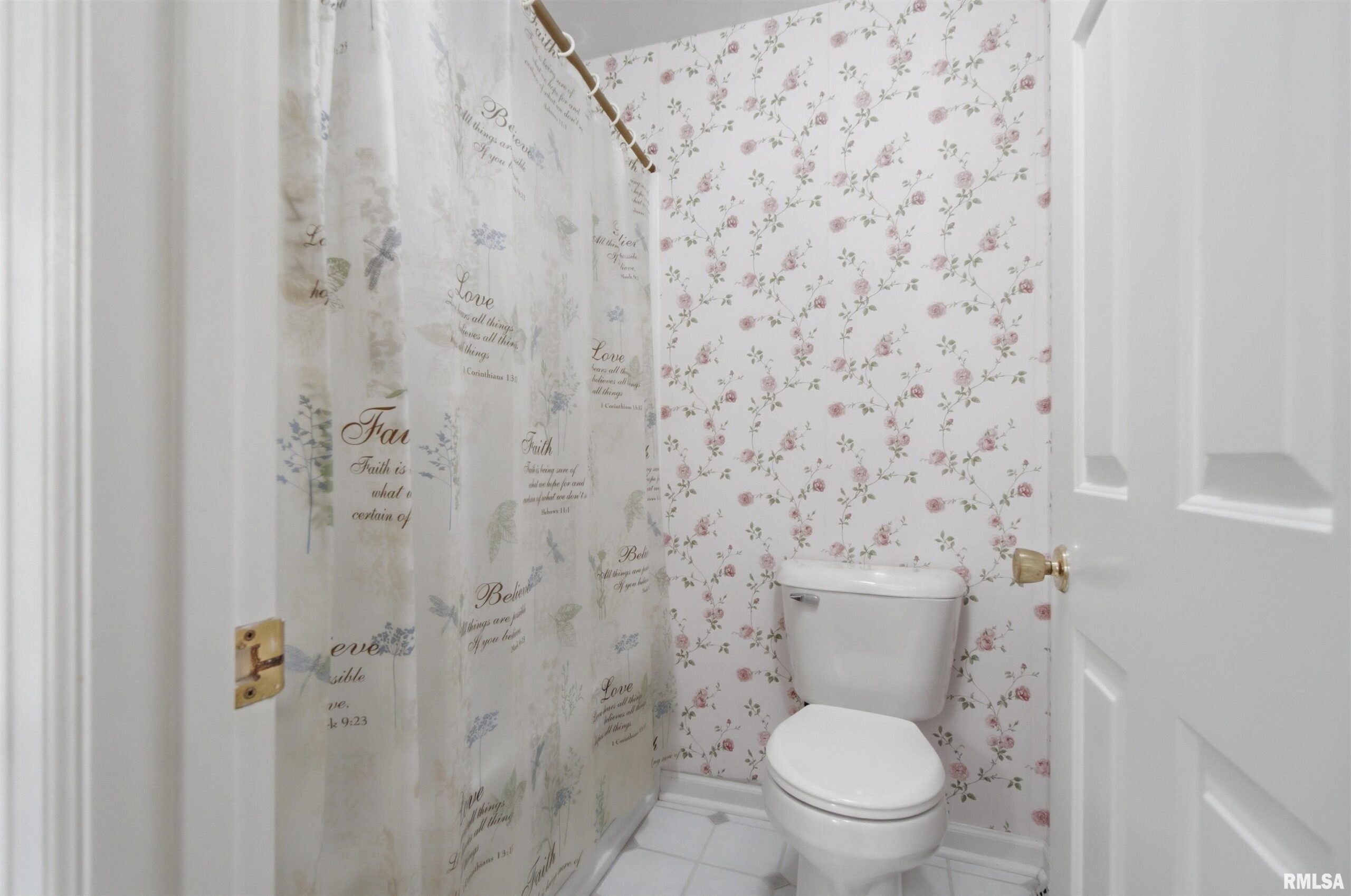 6922 N SKYLINE Drive Peoria IL