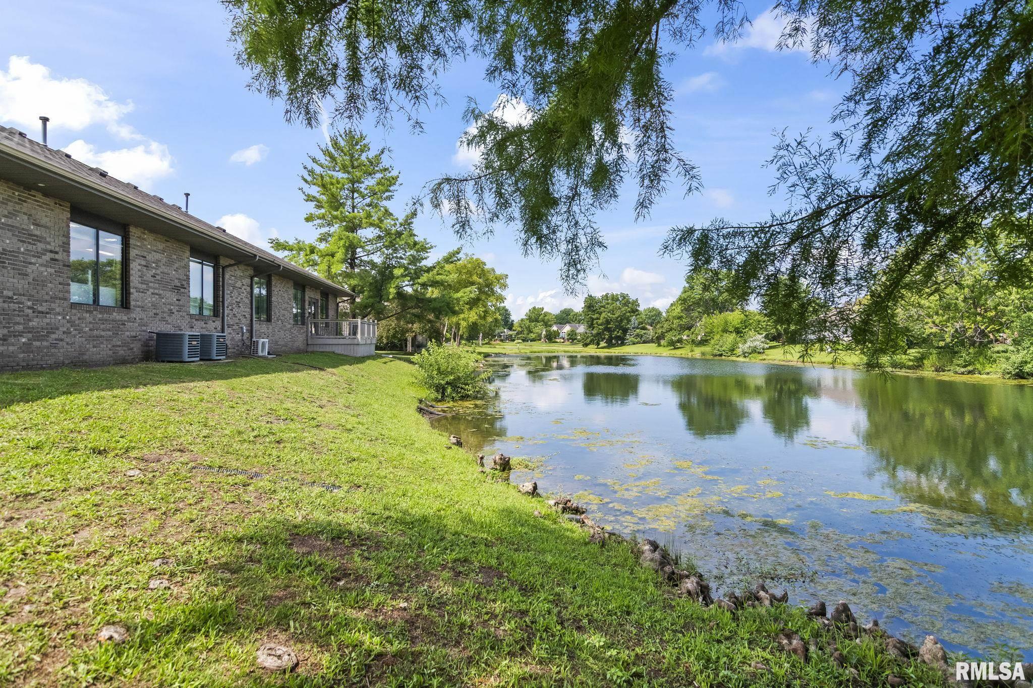 2141 W WHITE OAKS Drive Springfield IL