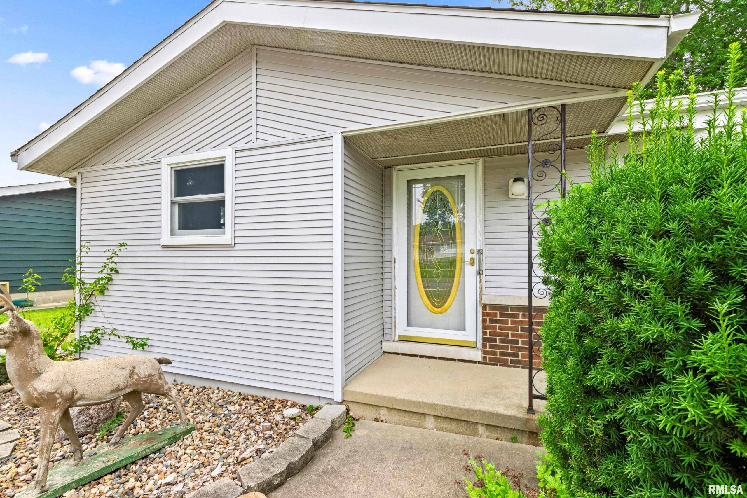 414 WHIPPOORWILL Drive Washington IL