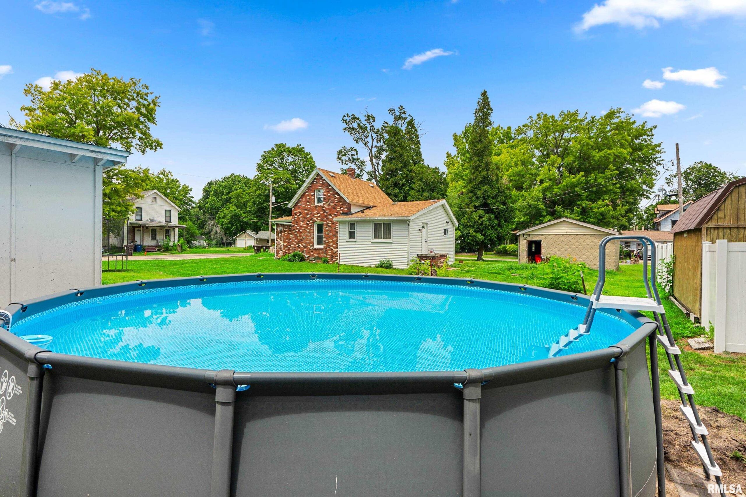 219 W THOMAS Street Toulon IL
