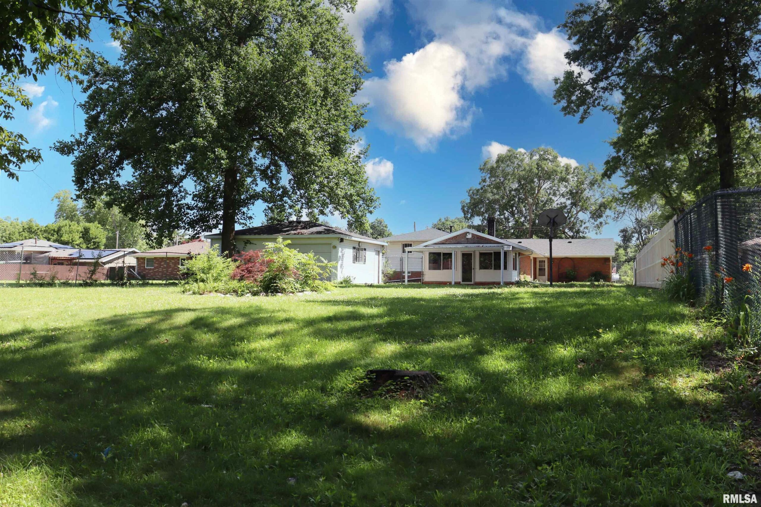 1508 SPRINGFIELD Road East Peoria IL