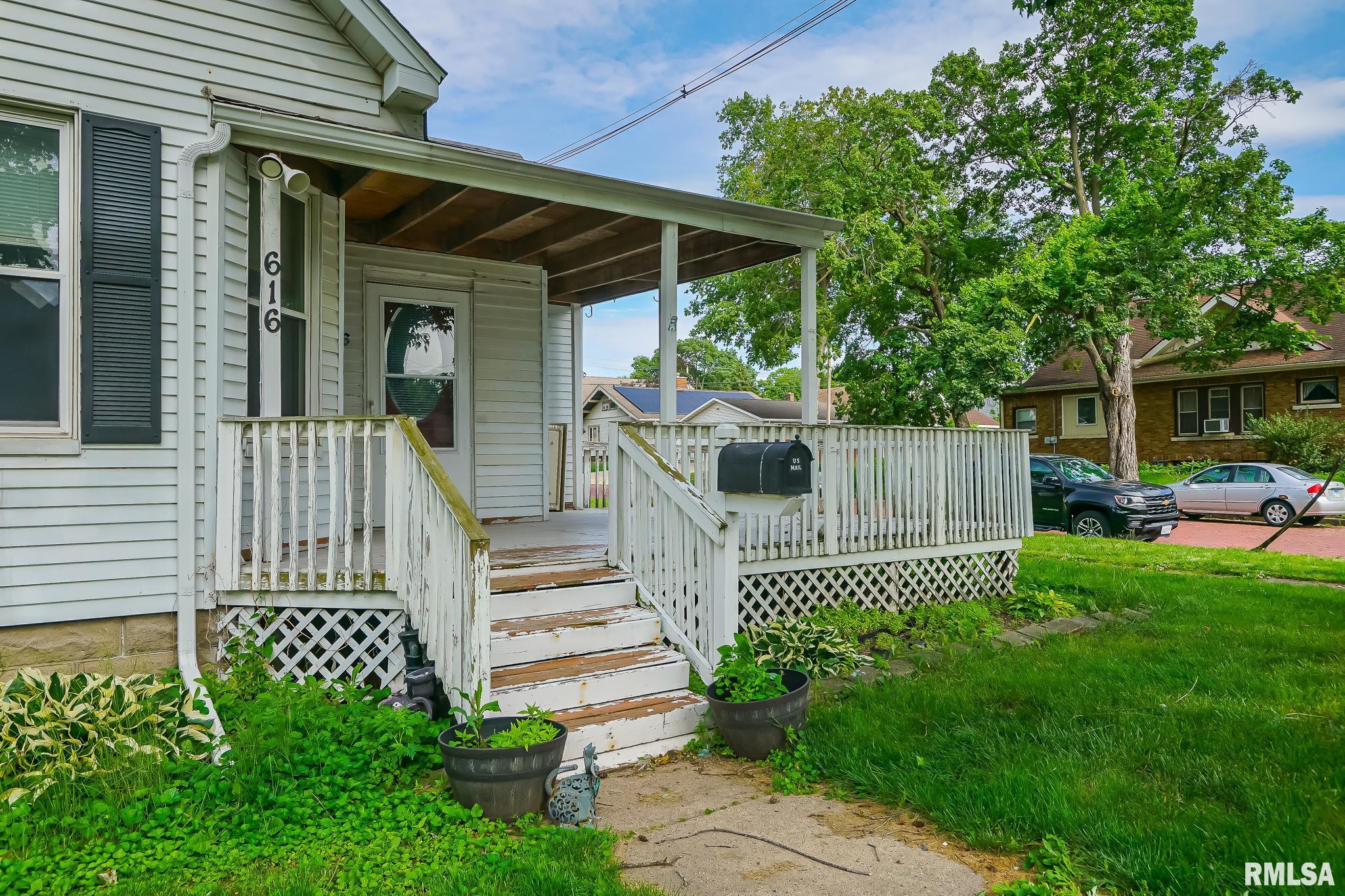 616 SUMMER Street Pekin IL
