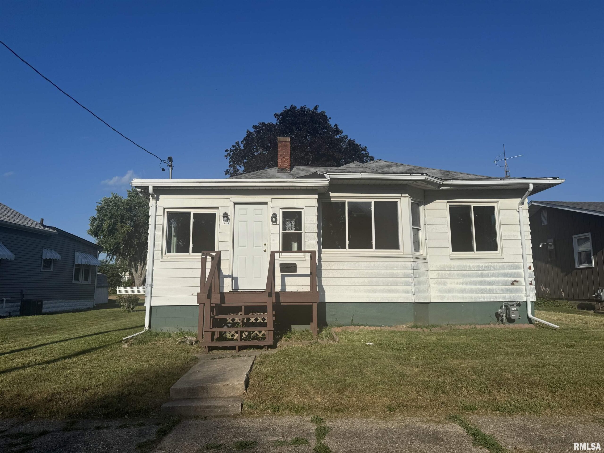 857 N 6TH Avenue Canton IL