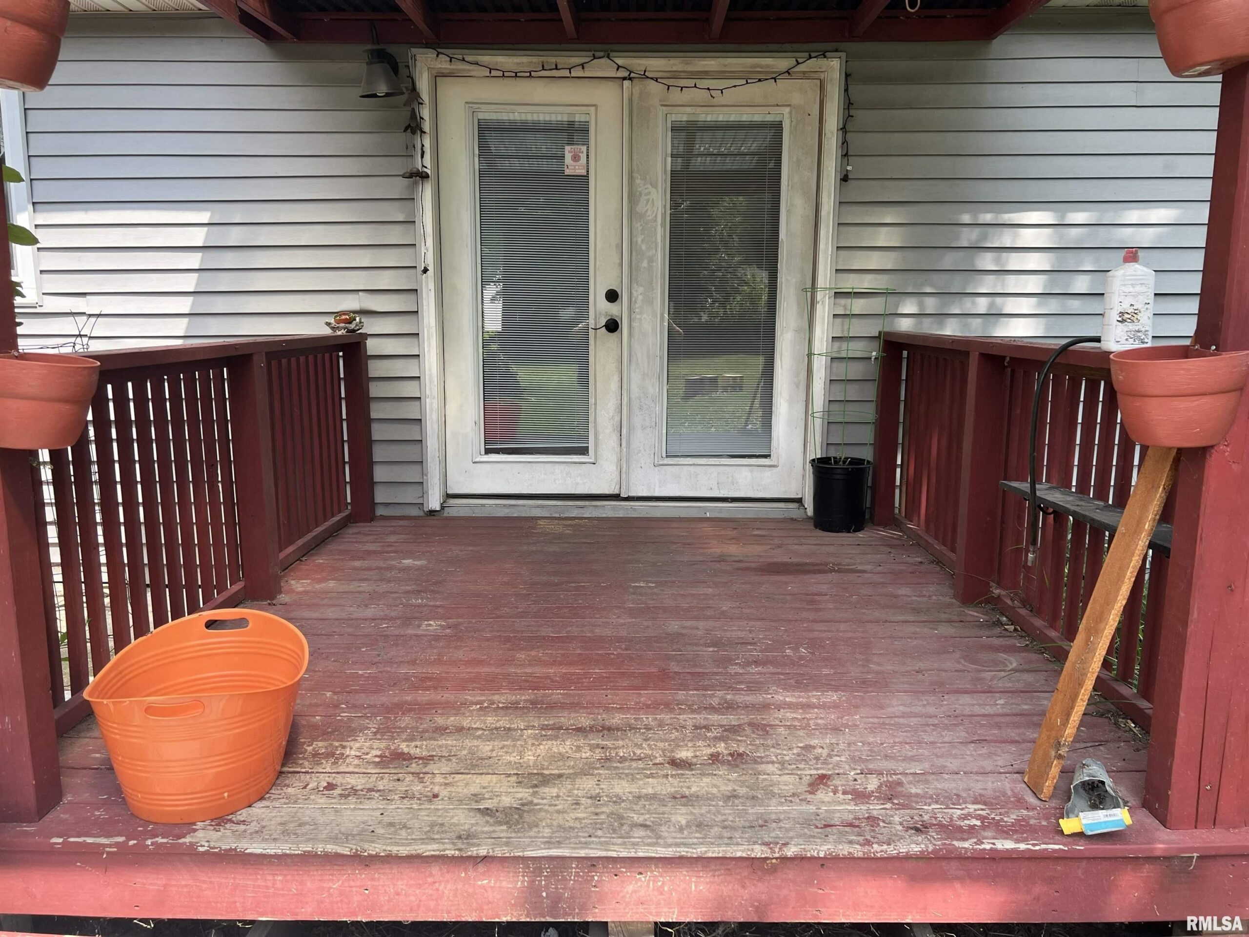 1613 ELMWOOD Street South Jacksonville IL