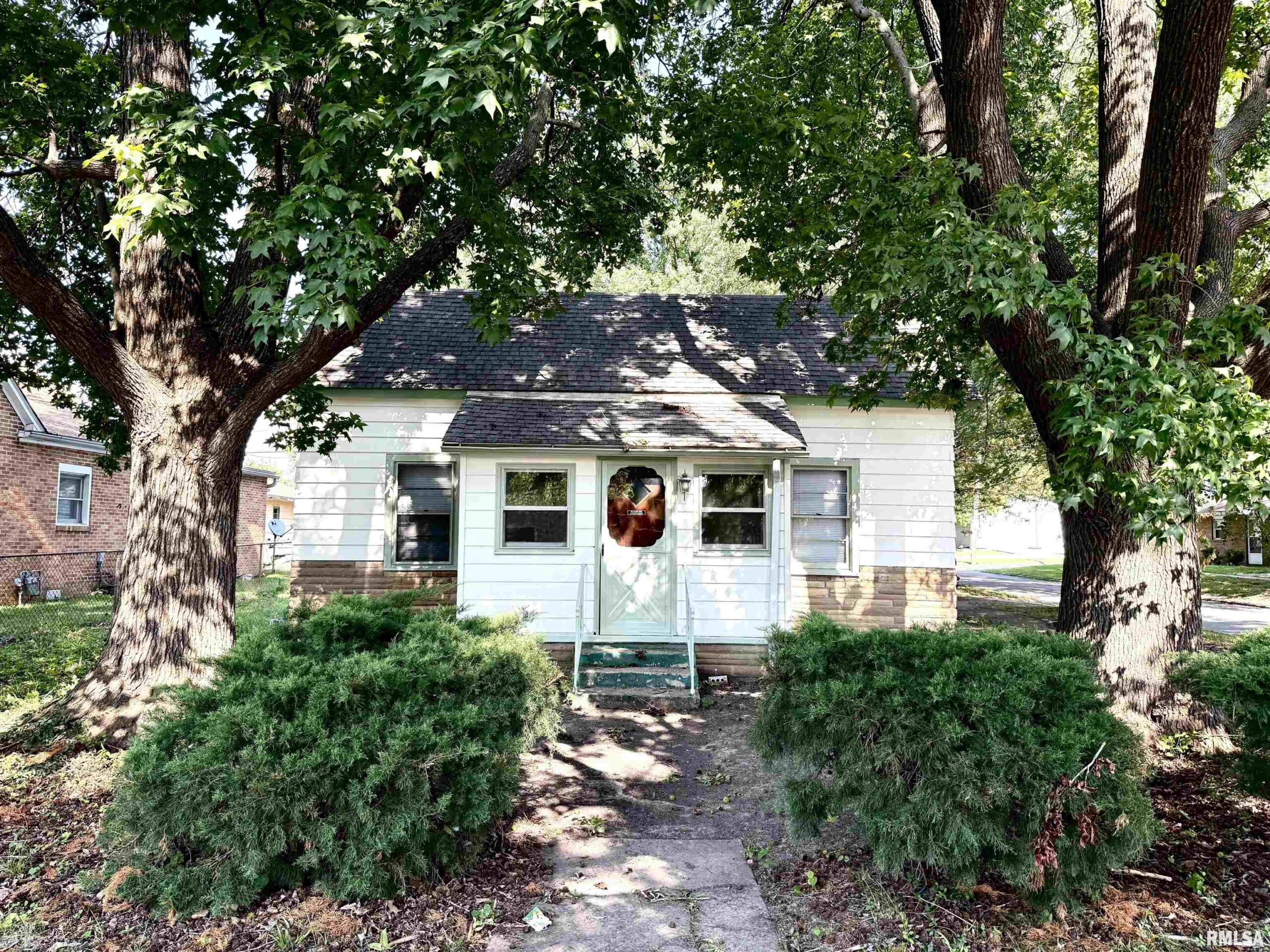 700 N 17TH Street Herrin IL