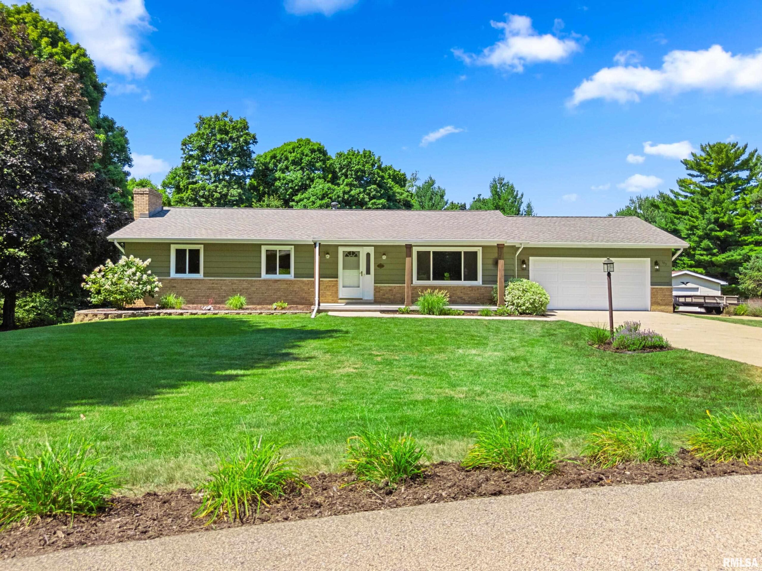 103 DEER PARK Lane Washington IL