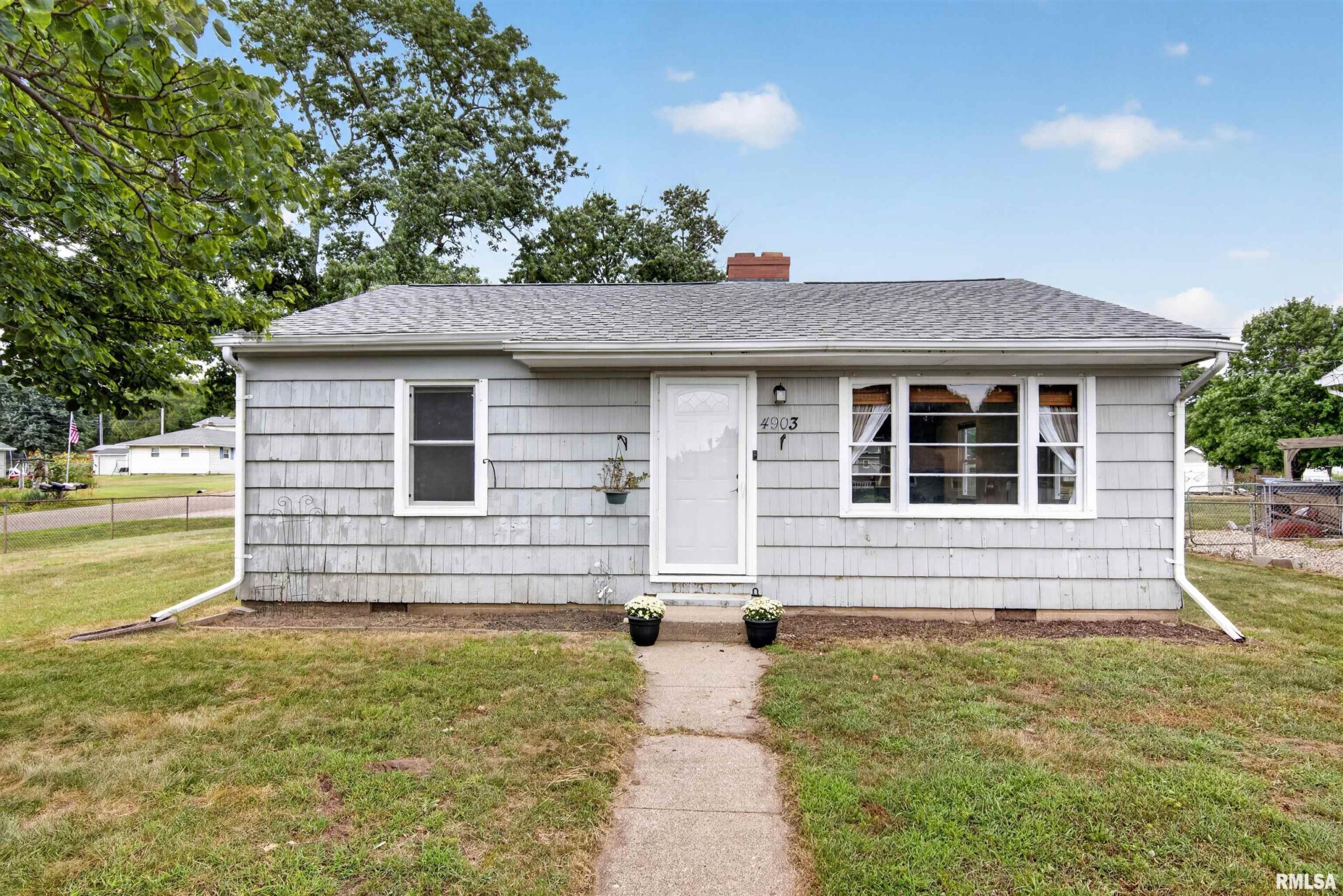 4903 E RICHLAND Avenue Chillicothe IL