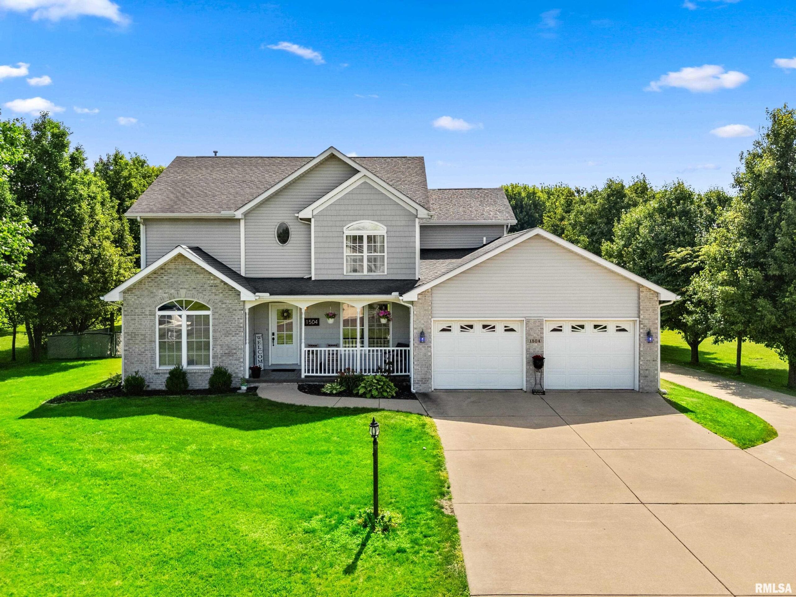 1504 REDBIRD Drive Metamora IL