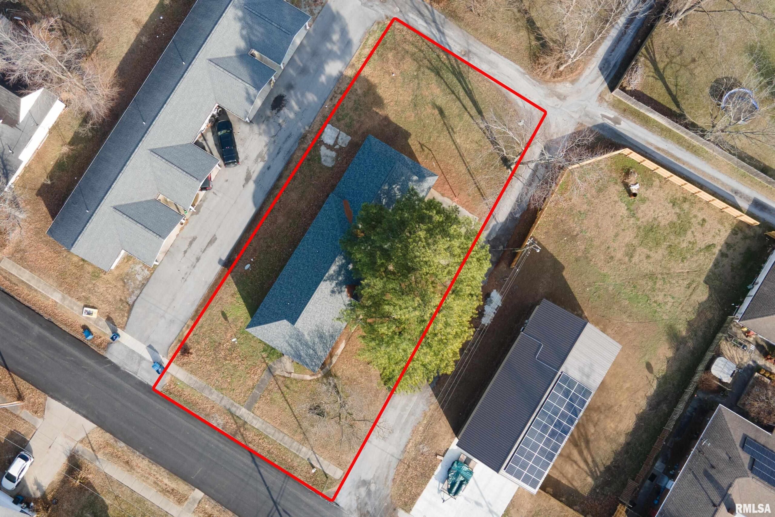 1103 N MONROE Street Marion IL