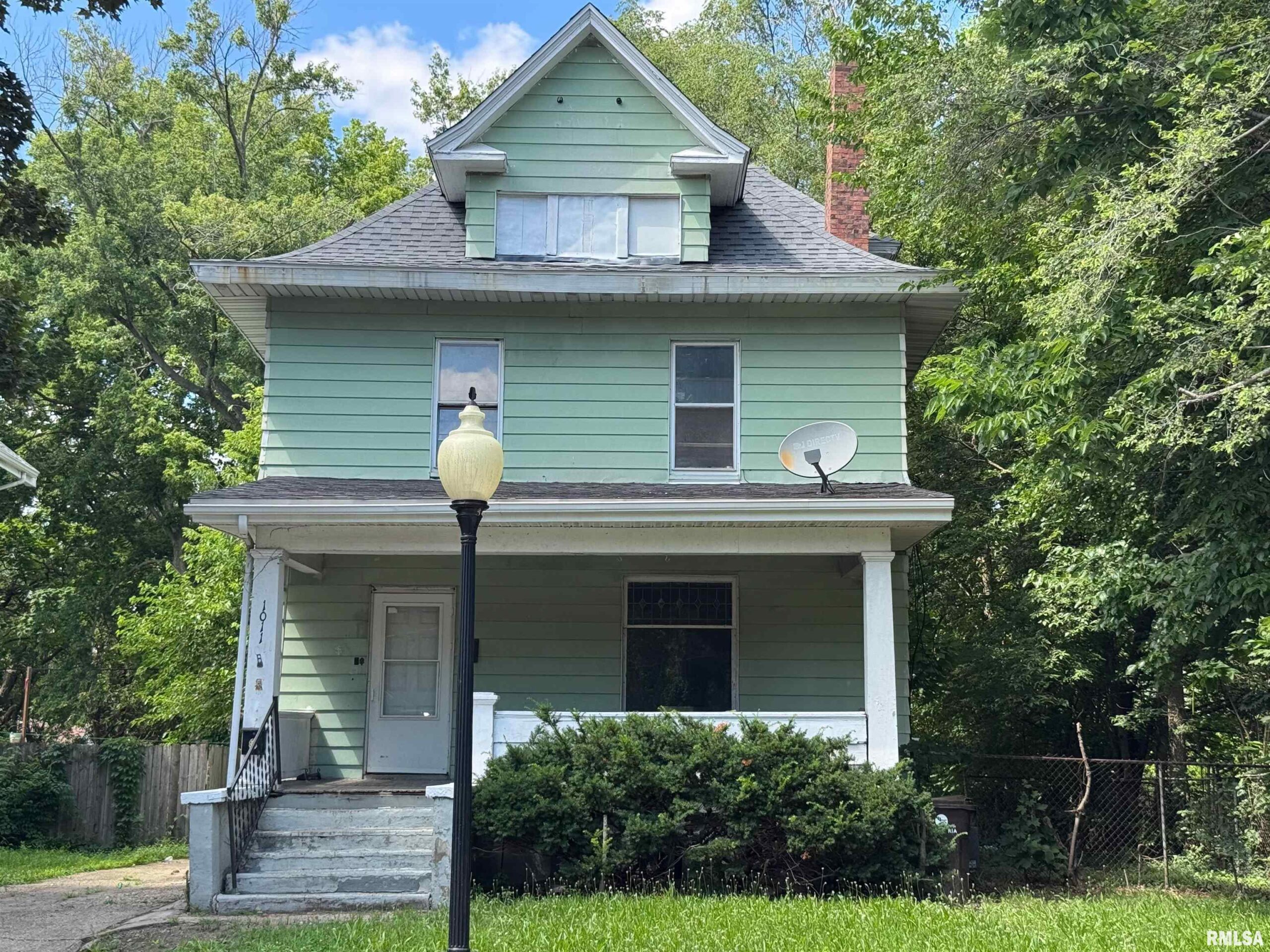 1011 W COLUMBIA Terrace Peoria IL