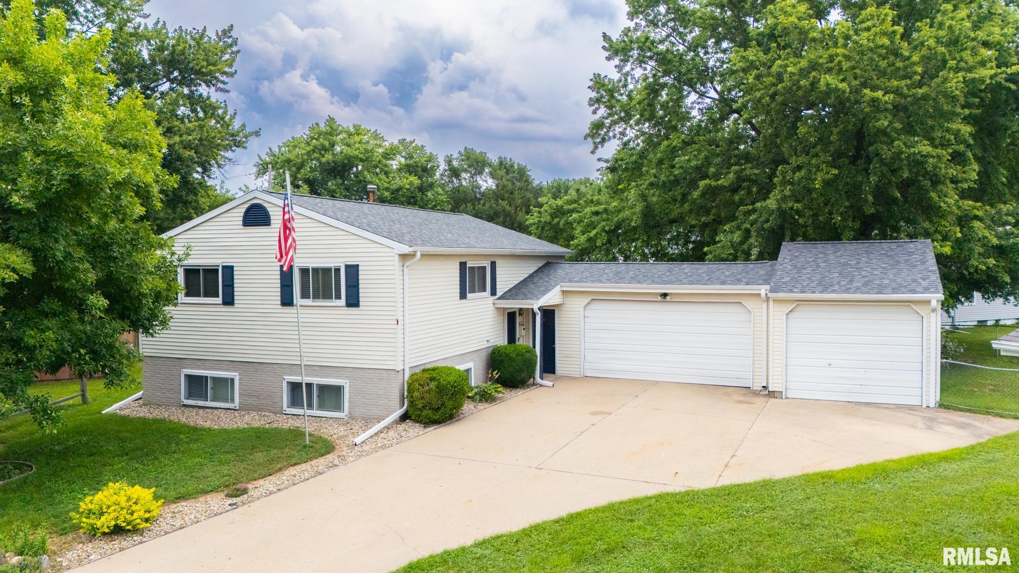 5 GALVIN Court Pekin IL