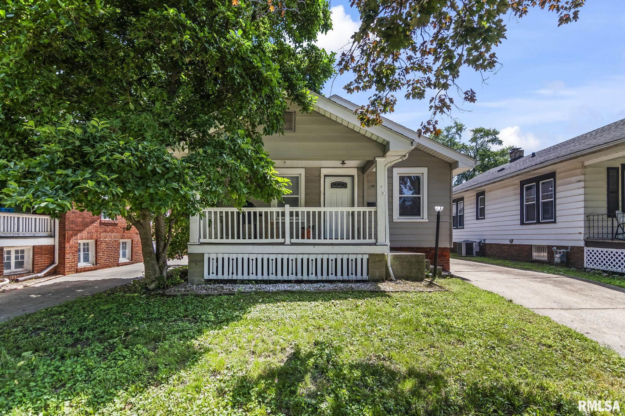 1904 S COLLEGE Street Springfield IL
