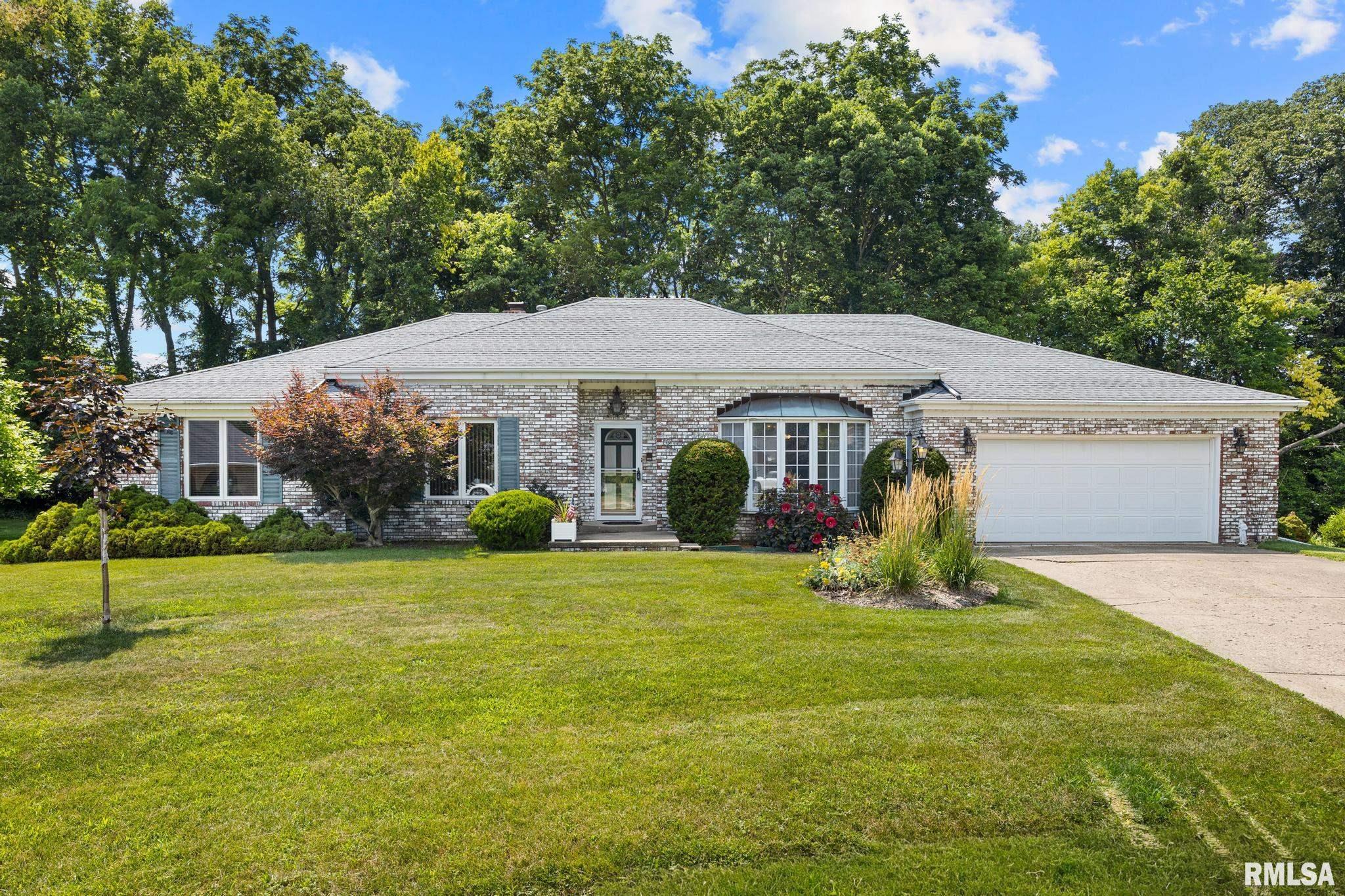 121 AVENUE NOTRE DAME East Peoria IL