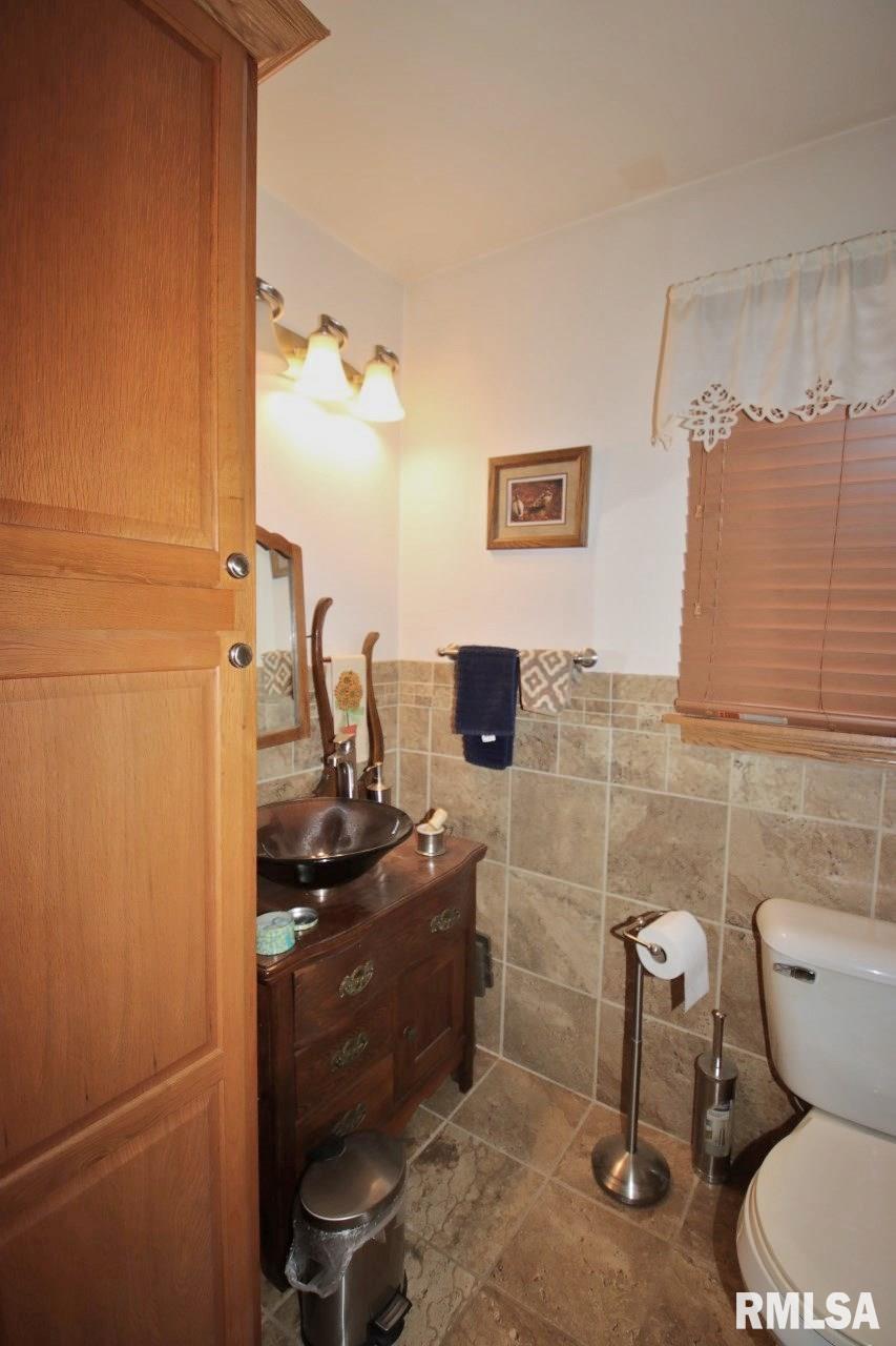 1314 VEERMAN Street Pekin IL