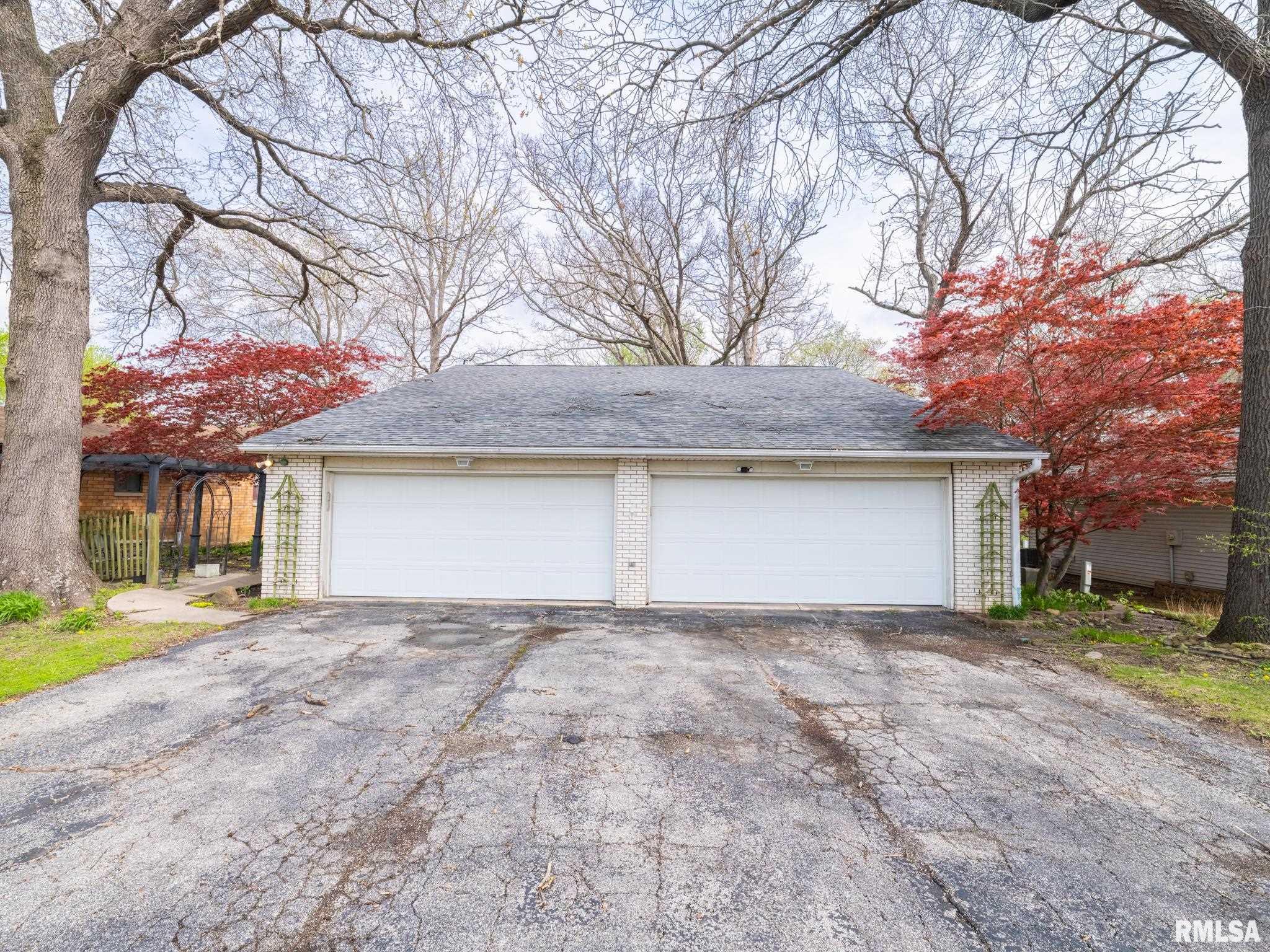 3601 W RICHWOODS Boulevard Peoria IL