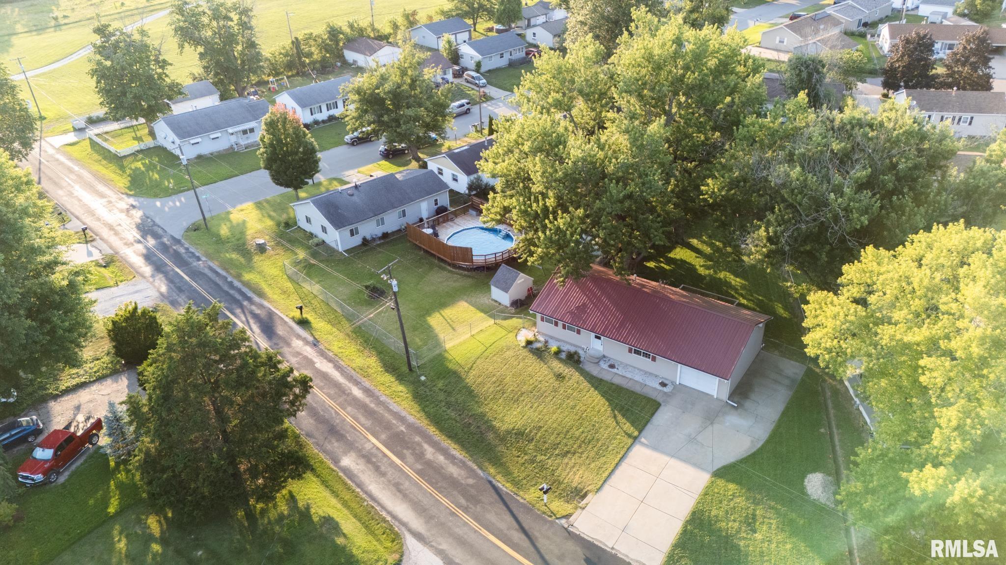 109 W BITTERSWEET Road Washington IL