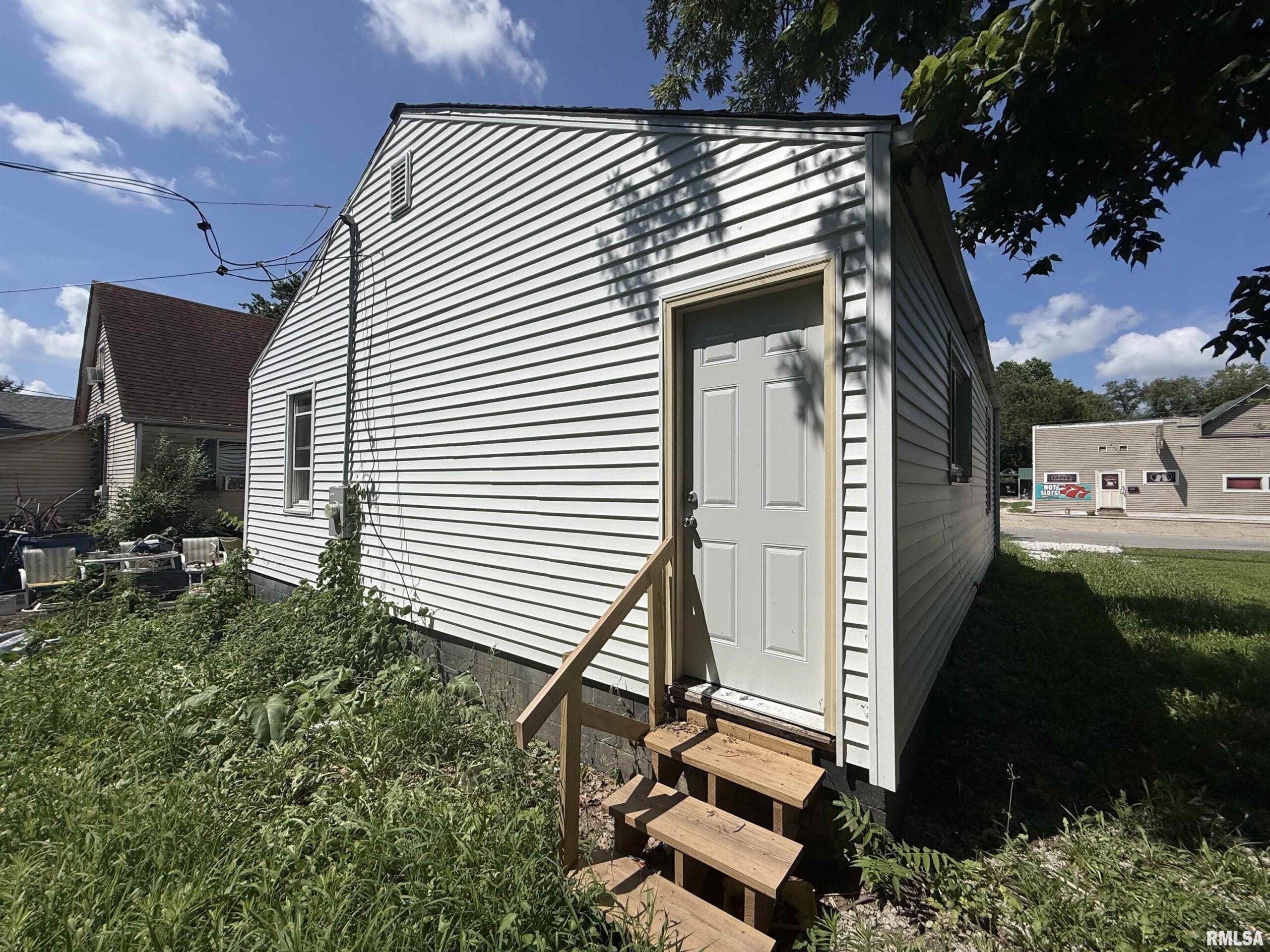 2204 S 15TH Street Springfield IL
