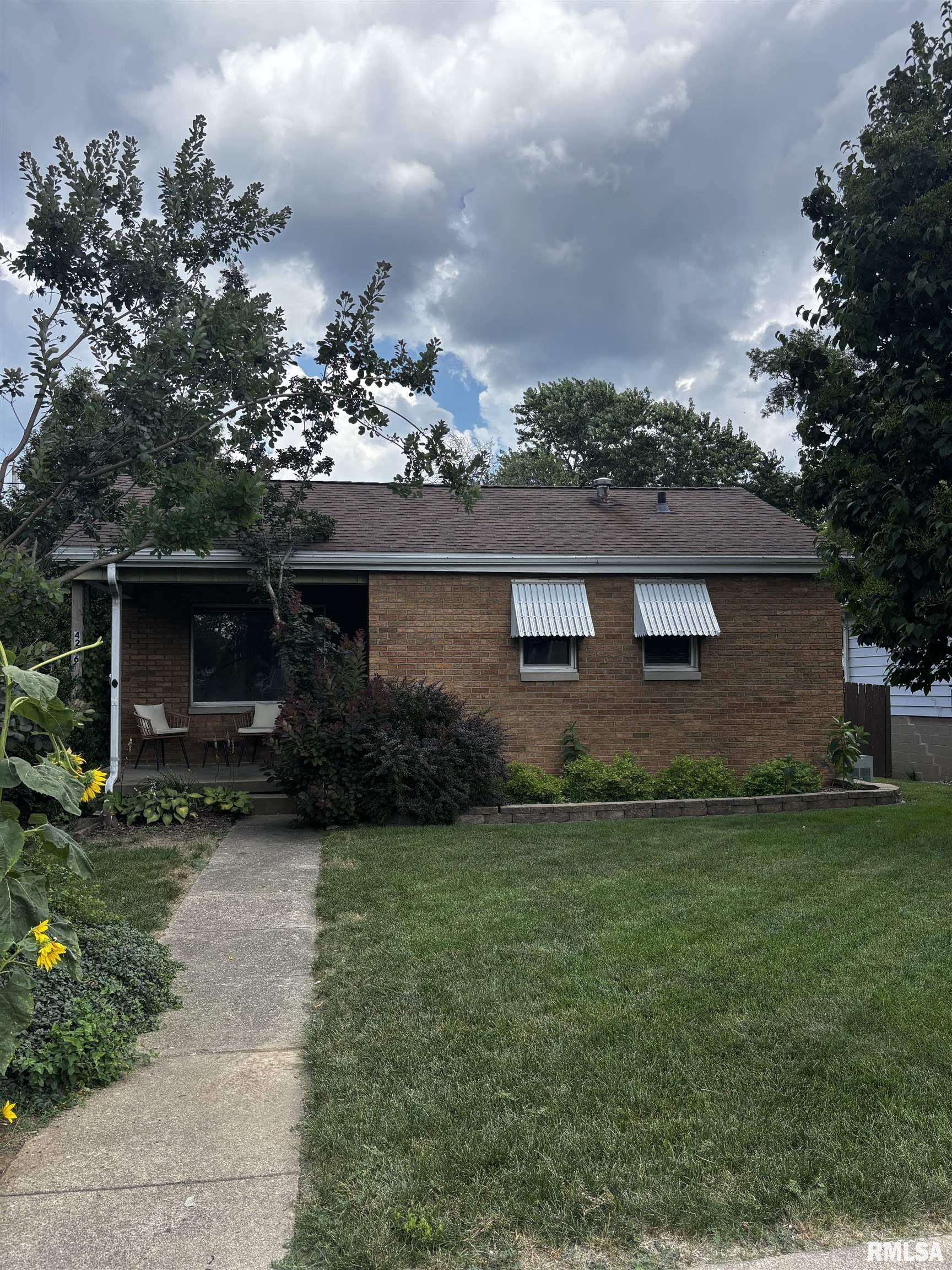 4216 N COLUMBUS Avenue Peoria IL