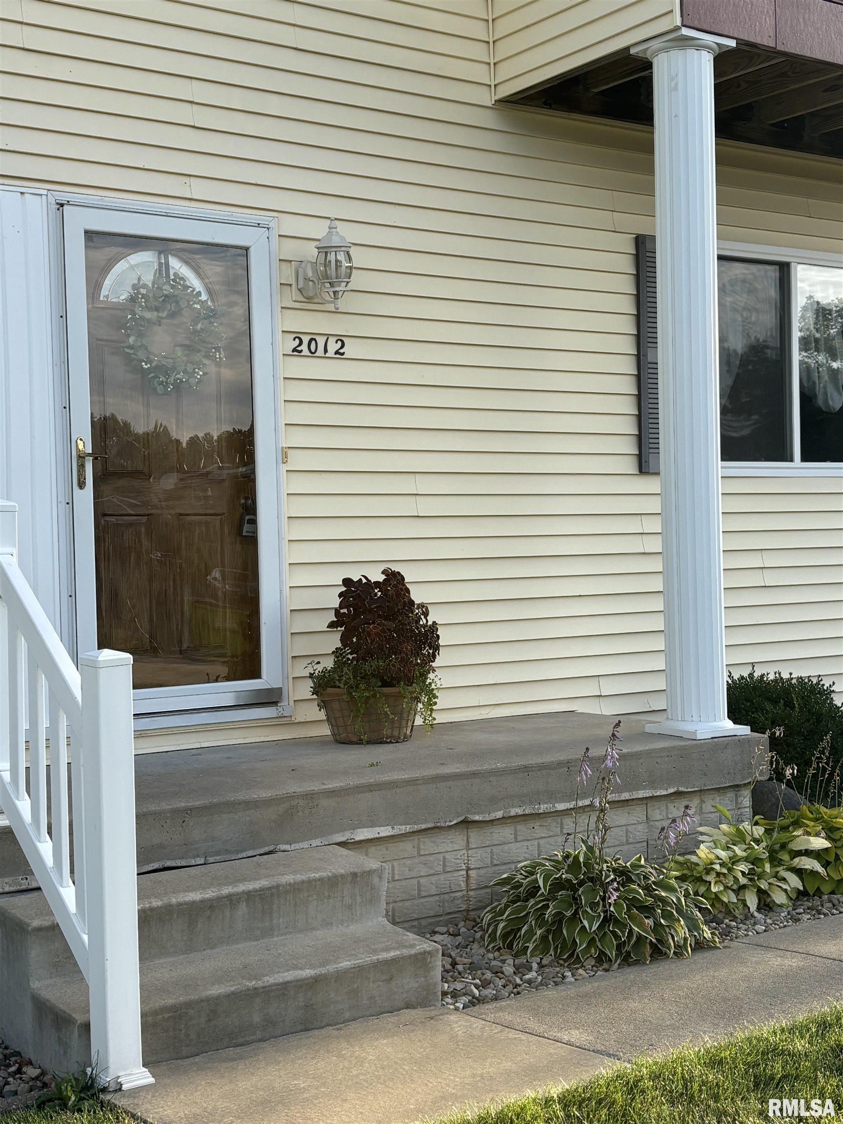 2012 S Second Avenue Morton IL