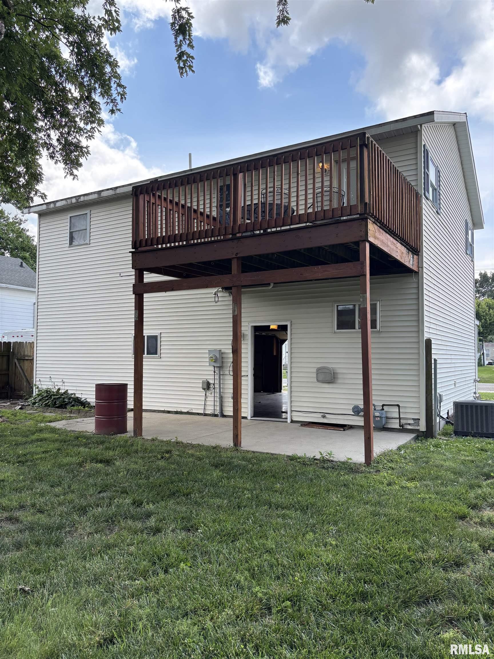 371 W Tanner Street Waverly IL